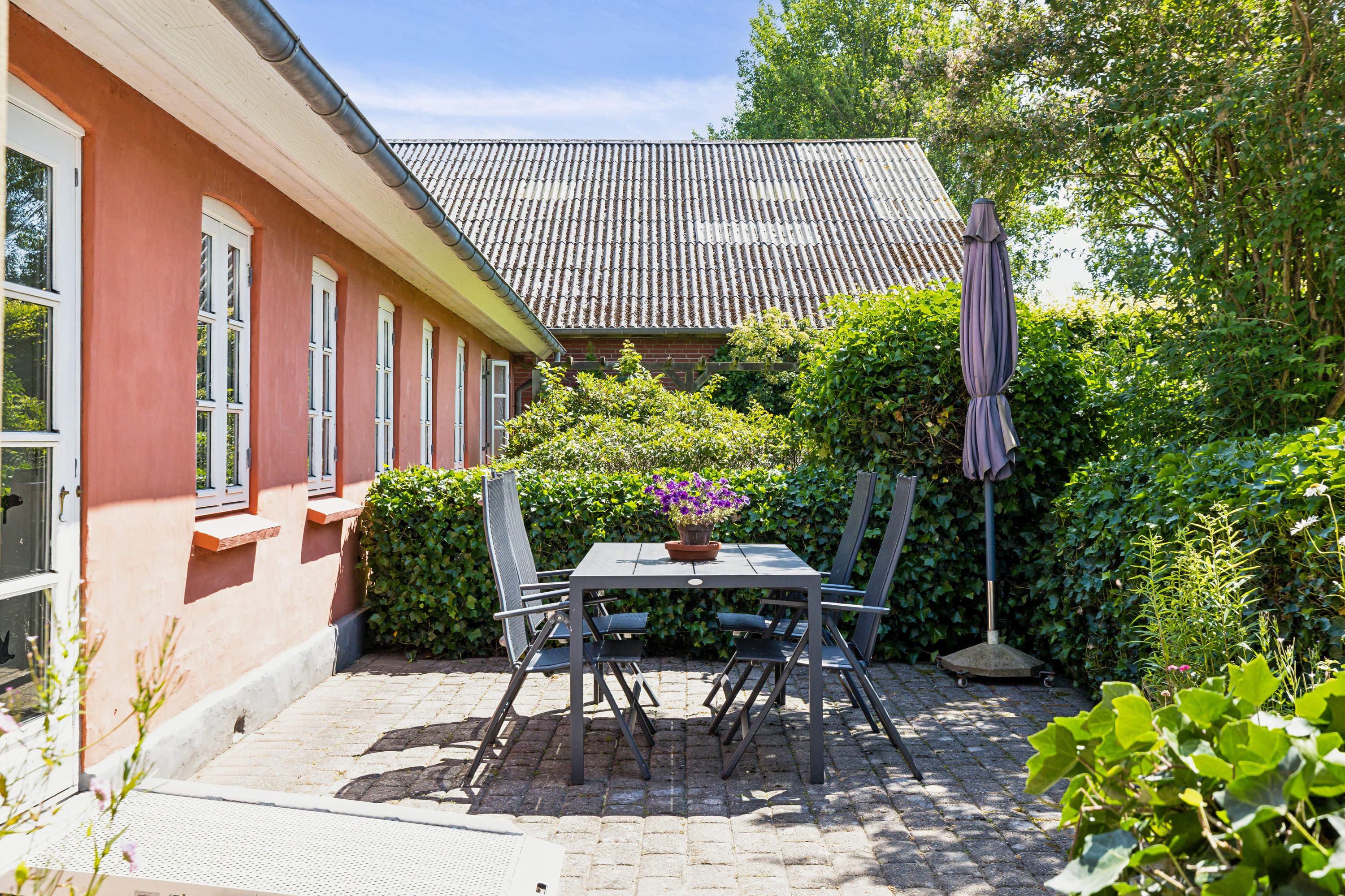 Fremhævet terrasse billede i fuldskærmstilstand. Billede af Hillerupvej 67, Hillerup, 6760 Ribe