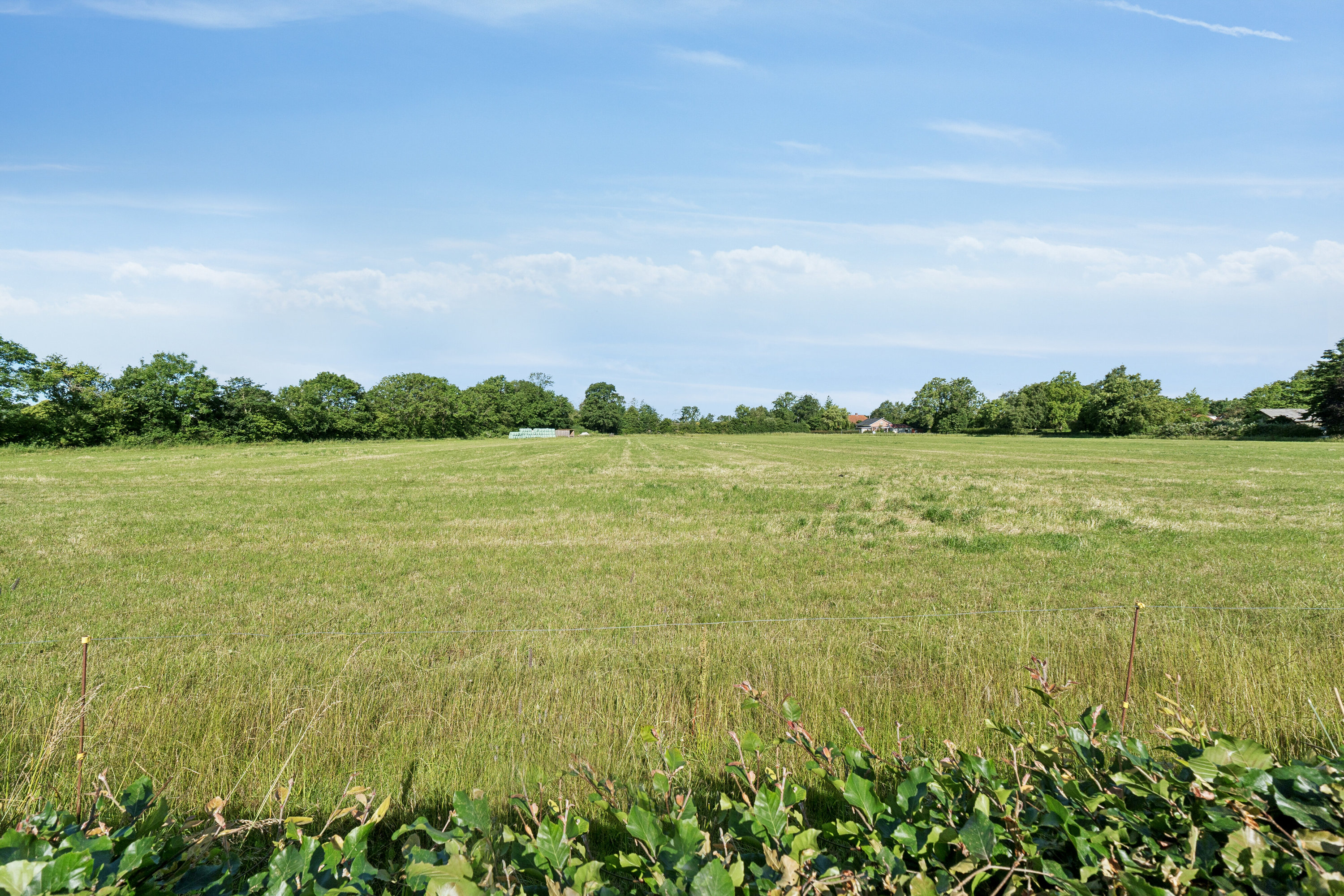 Fremhævet udendørs billede i fuldskærmstilstand. Billede af Skravevej 2, Københoved, 6630 Rødding