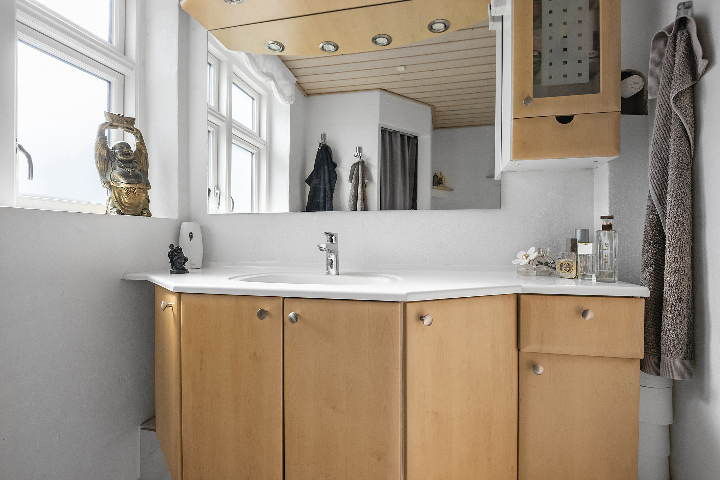 Fremhævet badeværelse billede i fuldskærmstilstand. Billede af Grønnegade 2, 8350 Hundslund