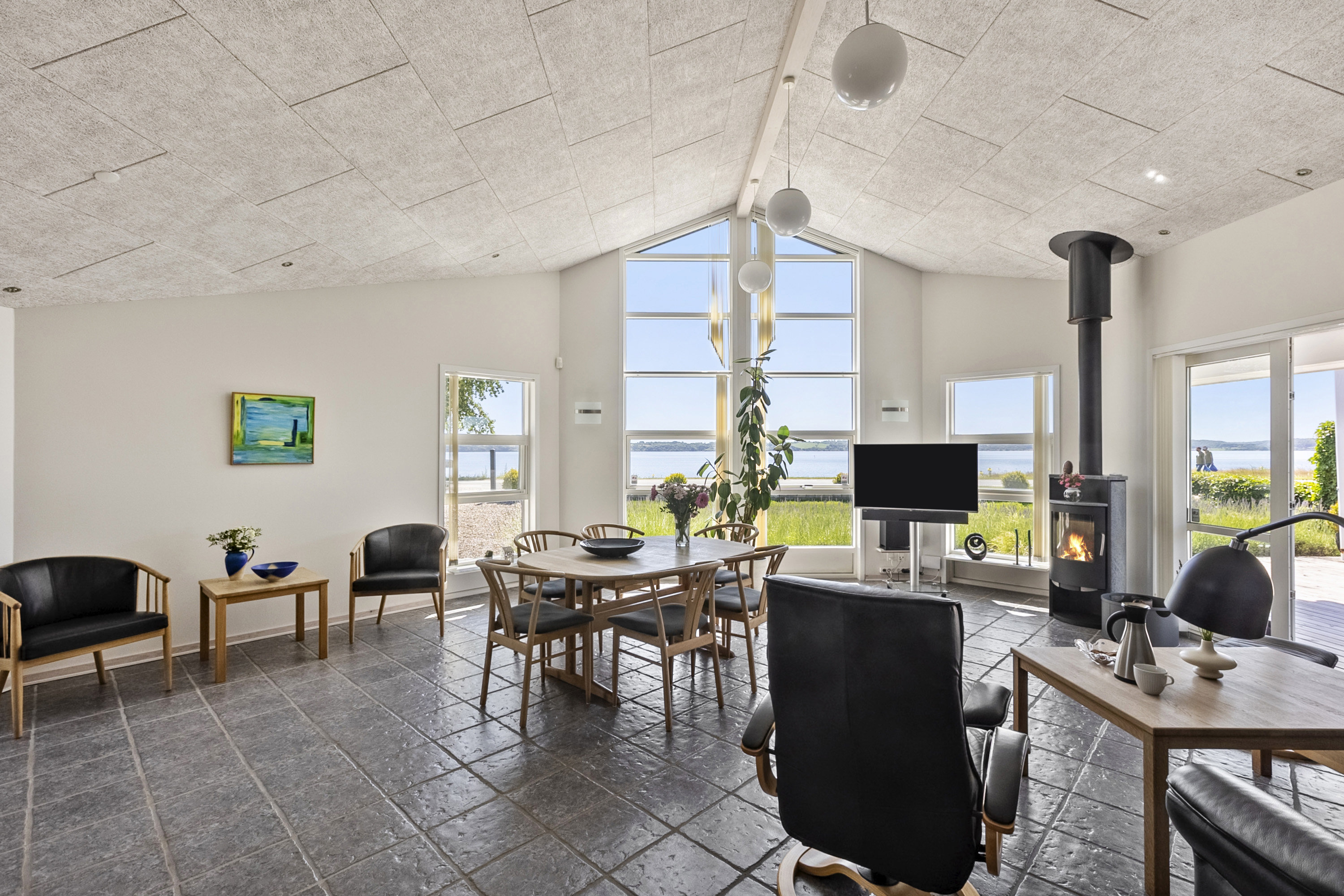 Fremhævet spisestue billede i fuldskærmstilstand. Billede af Skarrevvej 304, 6200 Aabenraa