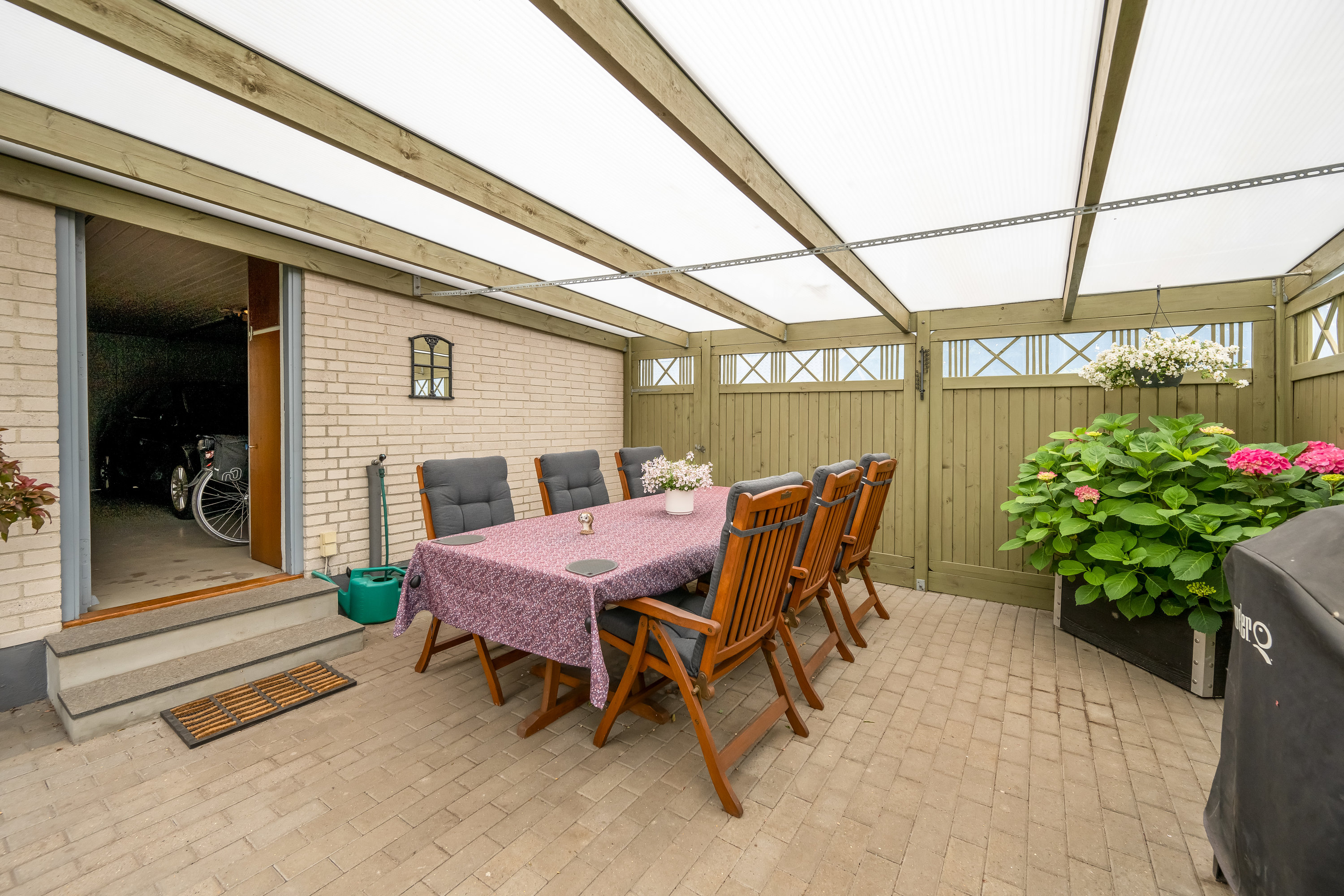 Fremhævet overdækket terrasse billede i fuldskærmstilstand. Billede af Uglevej 2, 6900 Skjern