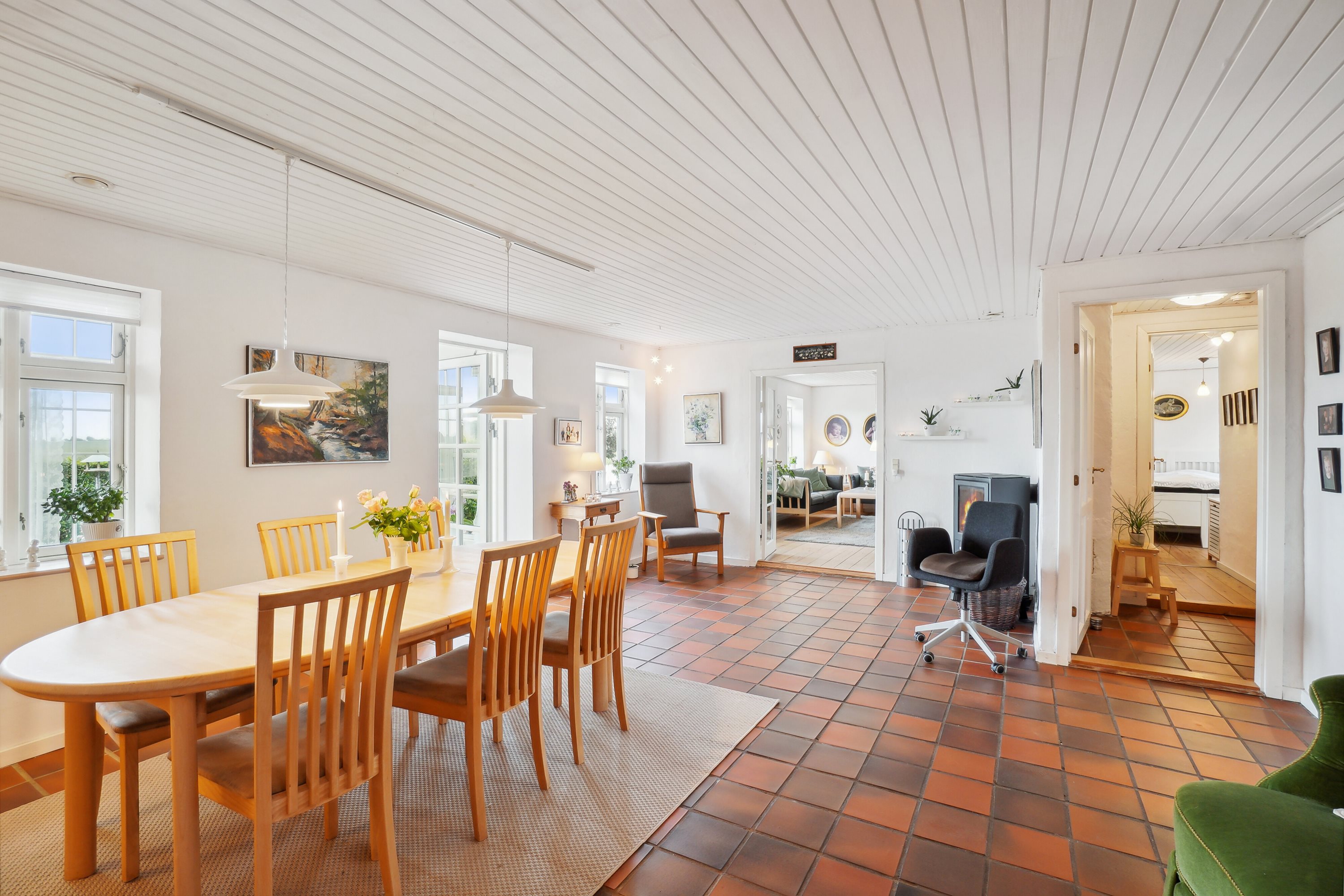 Fremhævet spisestue billede i fuldskærmstilstand. Billede af Lerdrupvej 18, Gylling, 8300 Odder