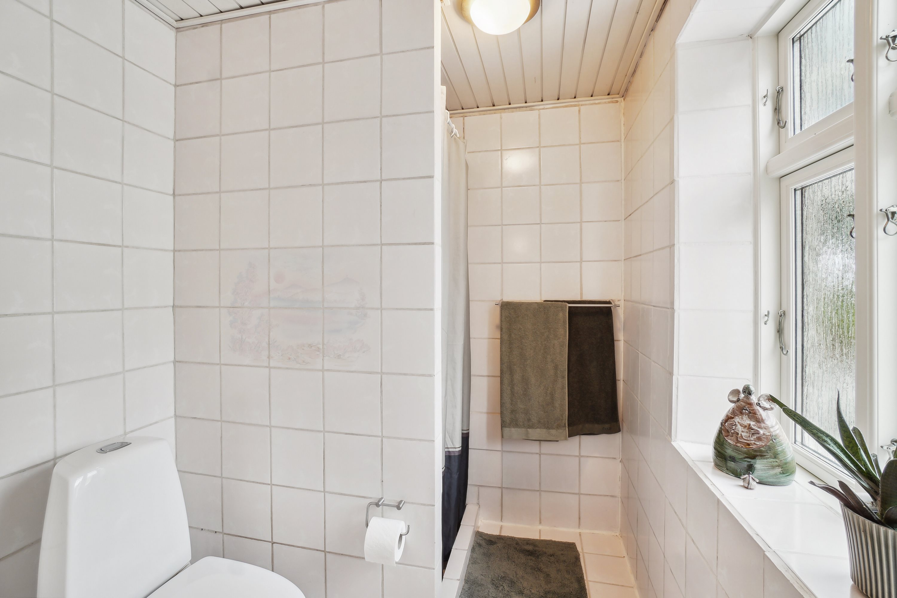 Fremhævet badeværelse billede i fuldskærmstilstand. Billede af Lerdrupvej 18, Gylling, 8300 Odder