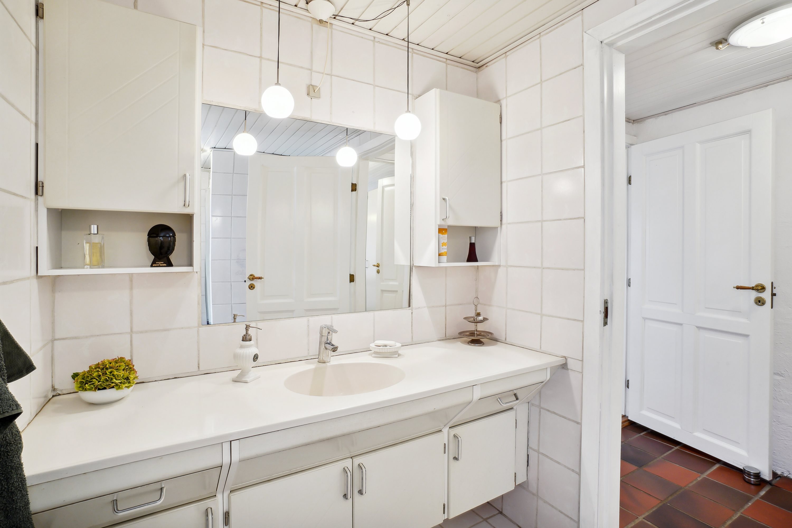 Fremhævet badeværelse billede i fuldskærmstilstand. Billede af Lerdrupvej 18, Gylling, 8300 Odder