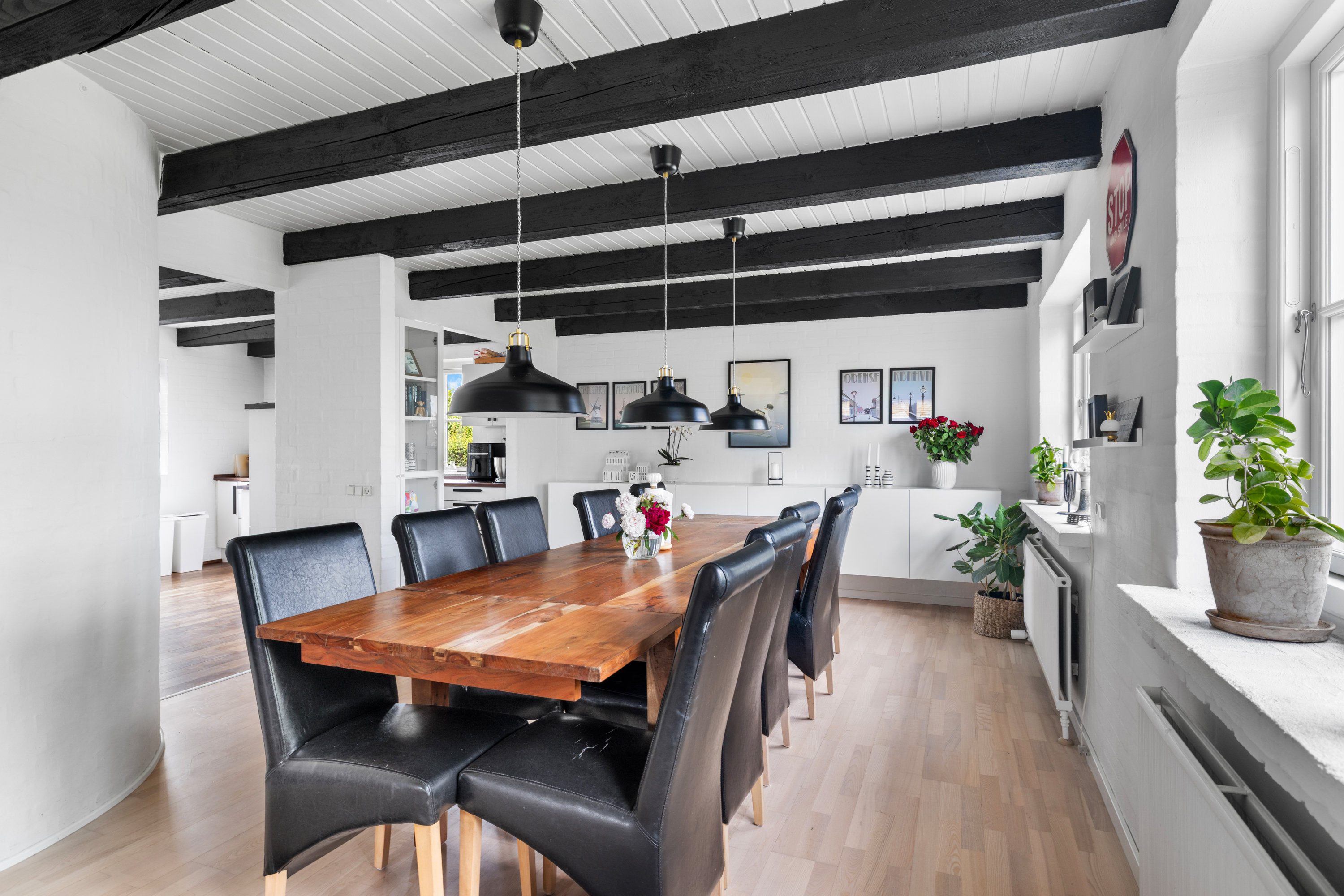 Fremhævet stue billede i fuldskærmstilstand. Billede af Saugstedlund 46, 5600 Faaborg