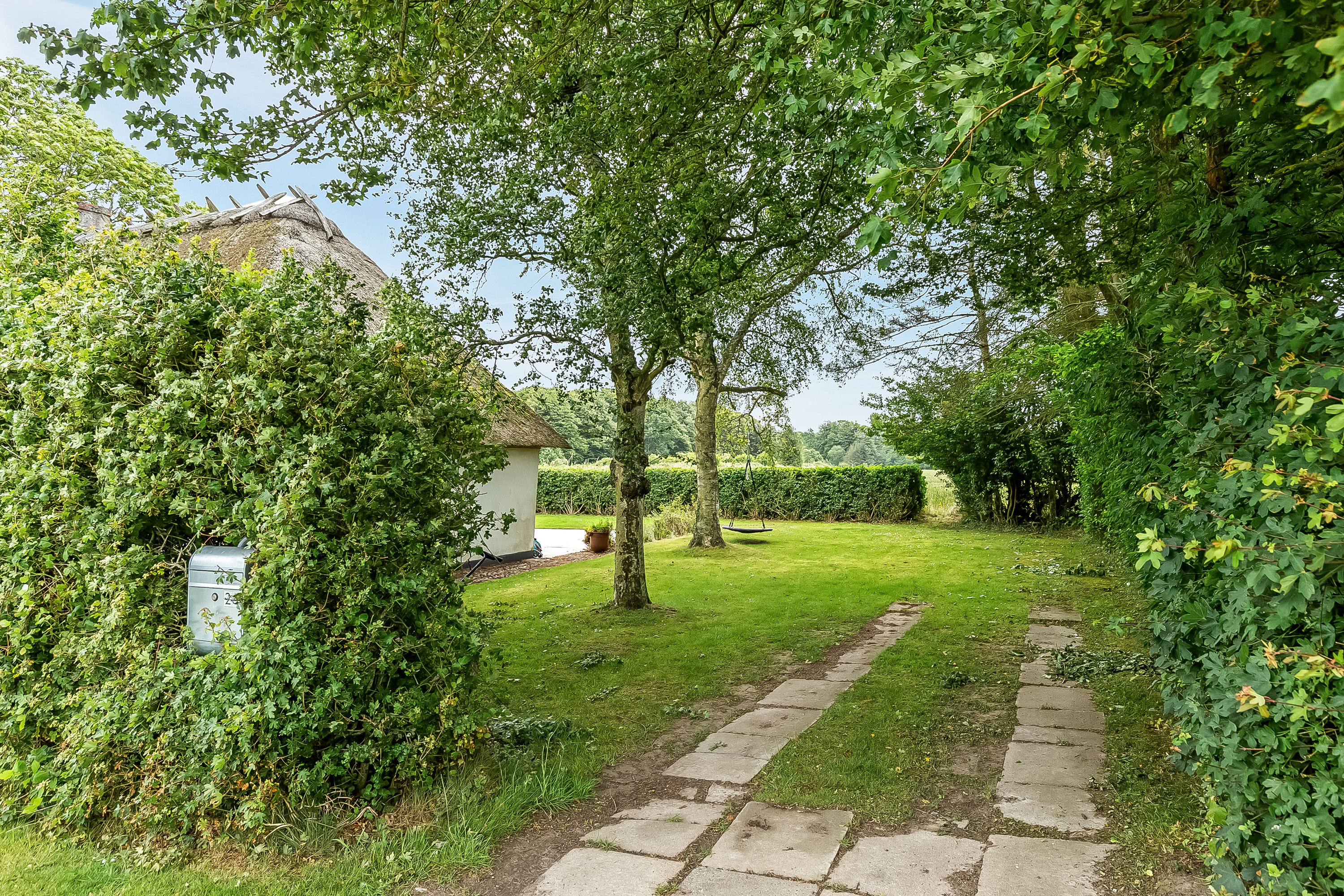 Fremhævet parkeringsplads billede i fuldskærmstilstand. Billede af Gl. Ålbovej 24, 6092 Sønder Stenderup