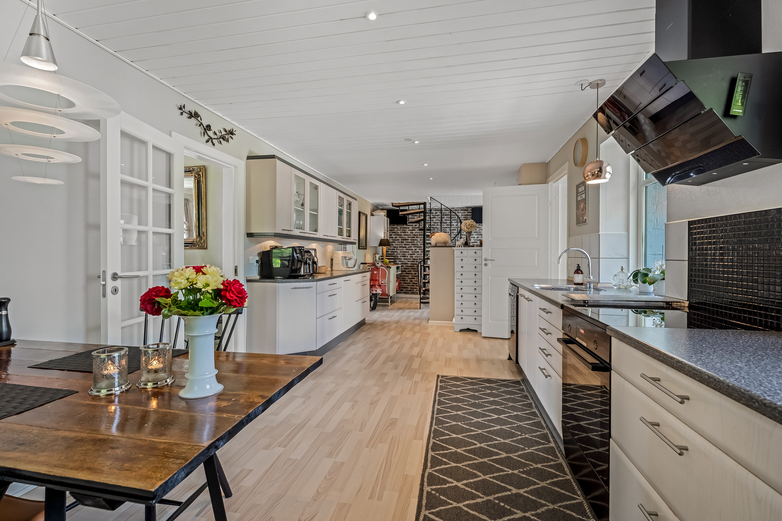 Fremhævet køkken billede i fuldskærmstilstand. Billede af Saltvig Hovvej 28, 4952 Stokkemarke