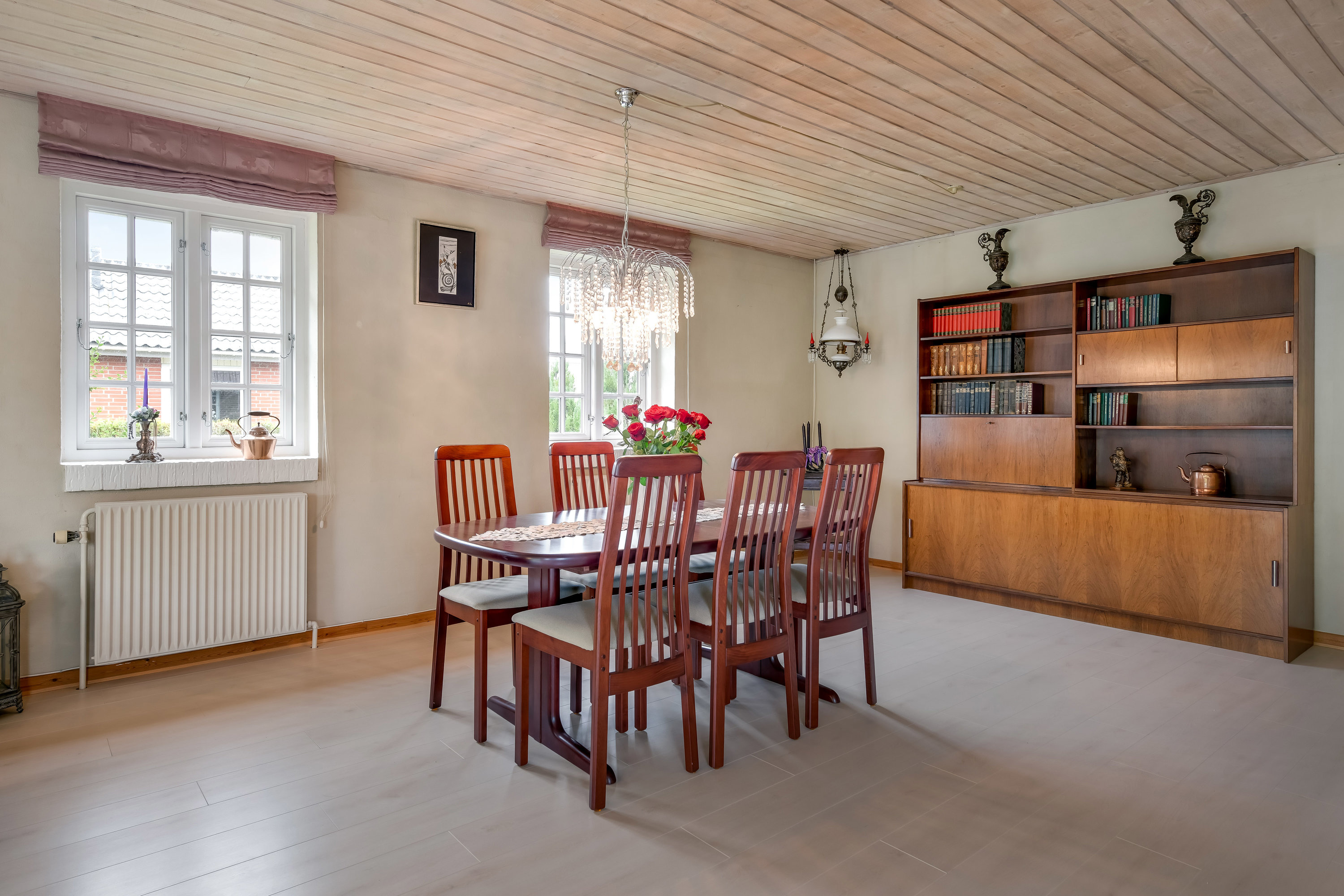 Fremhævet stue billede i fuldskærmstilstand. Billede af Bækkevej 5, 6623 Vorbasse