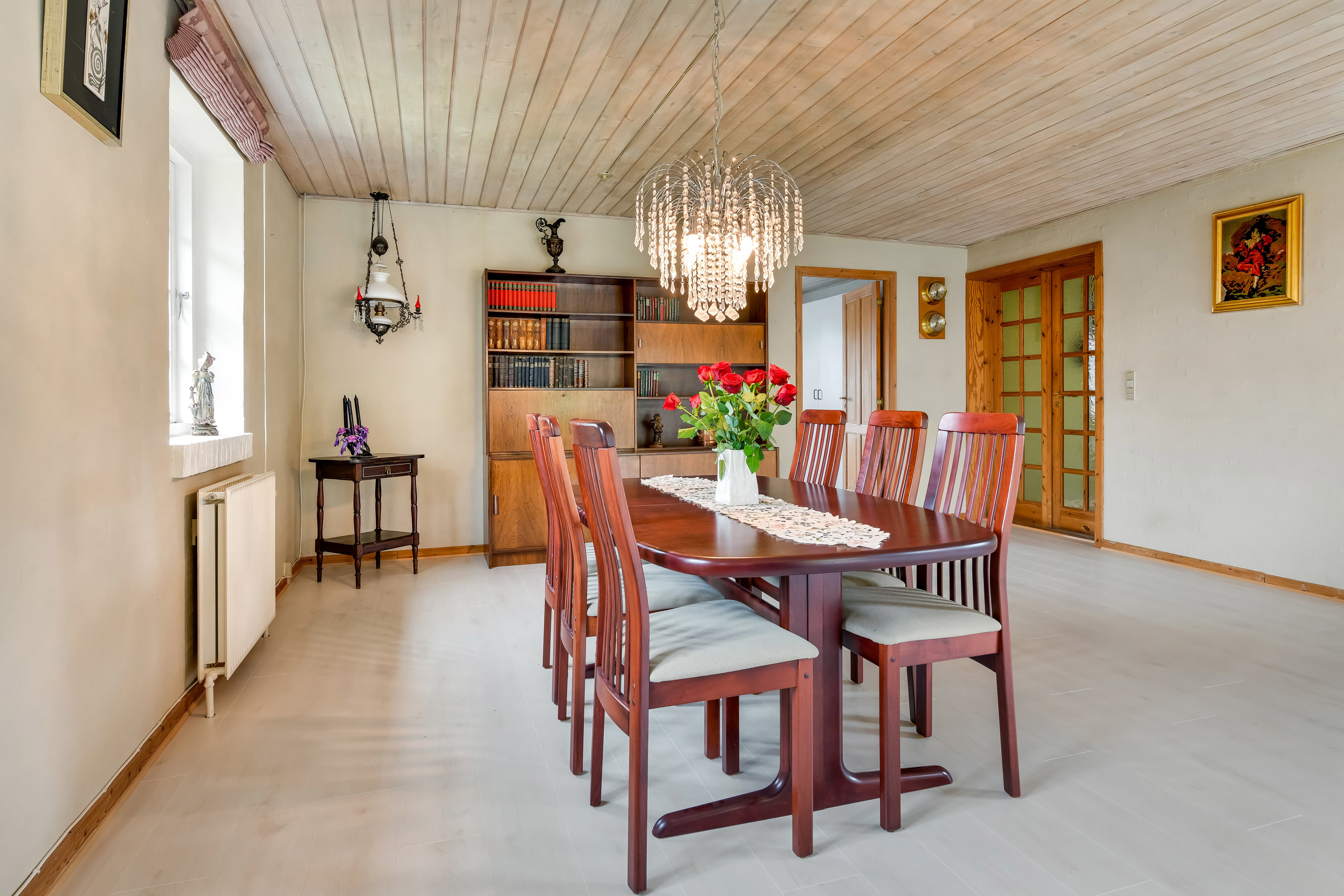 Fremhævet stue billede i fuldskærmstilstand. Billede af Bækkevej 5, 6623 Vorbasse