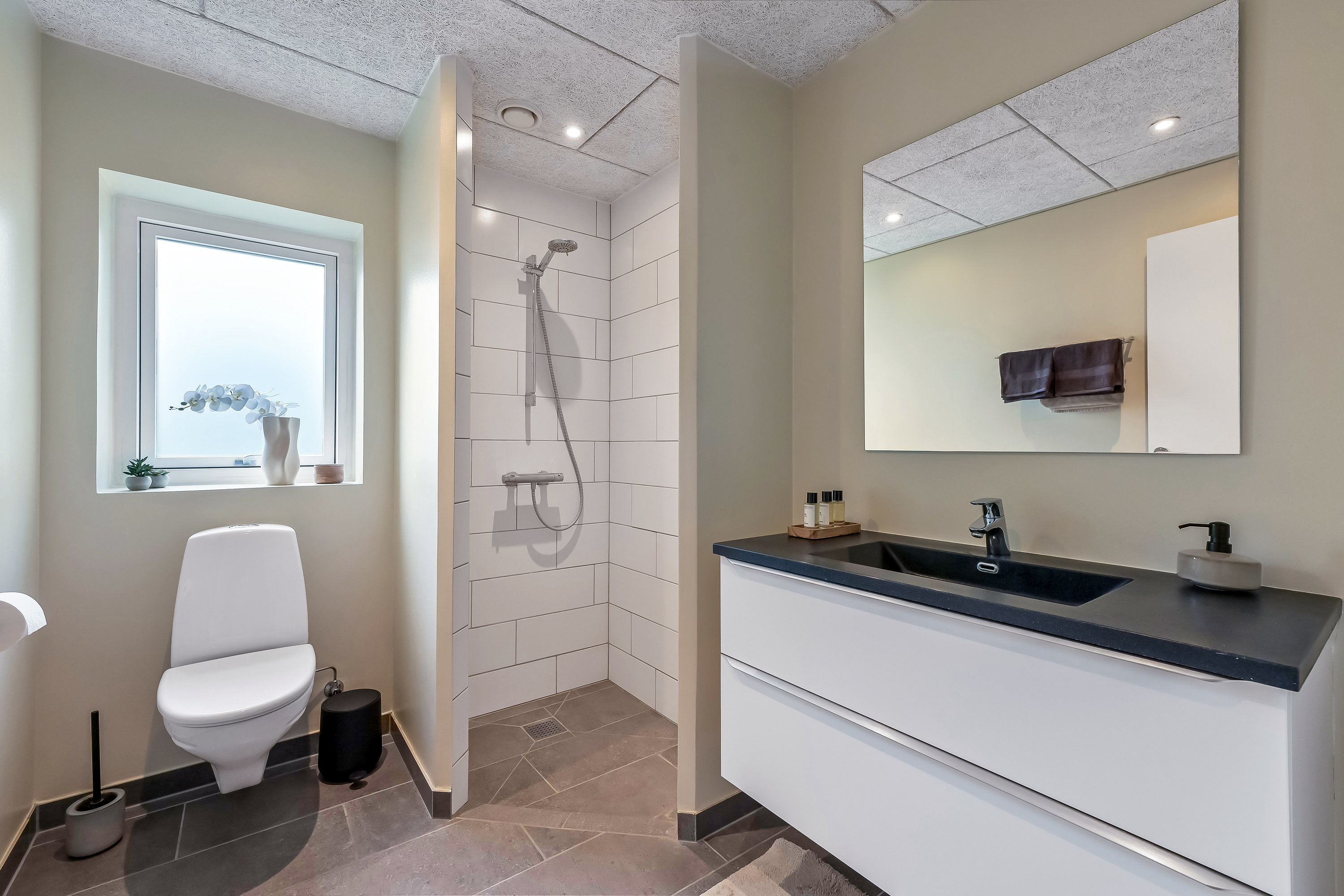 Fremhævet  billede i fuldskærmstilstand. Billede af Gødstrupvænget 16, Snejbjerg, 7400 Herning