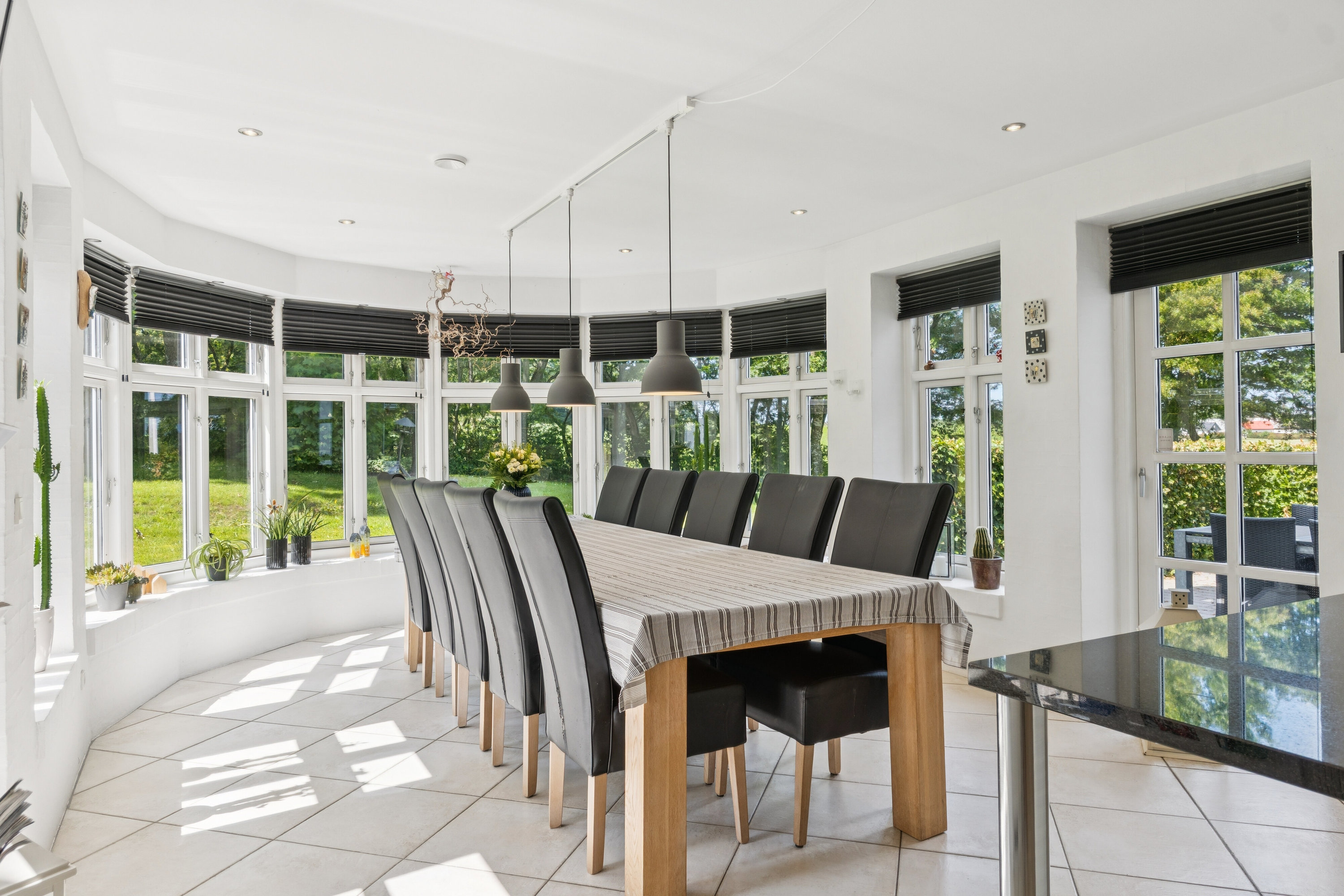 Fremhævet spiseplads billede i fuldskærmstilstand. Billede af Astrupvej 132, 9870 Sindal