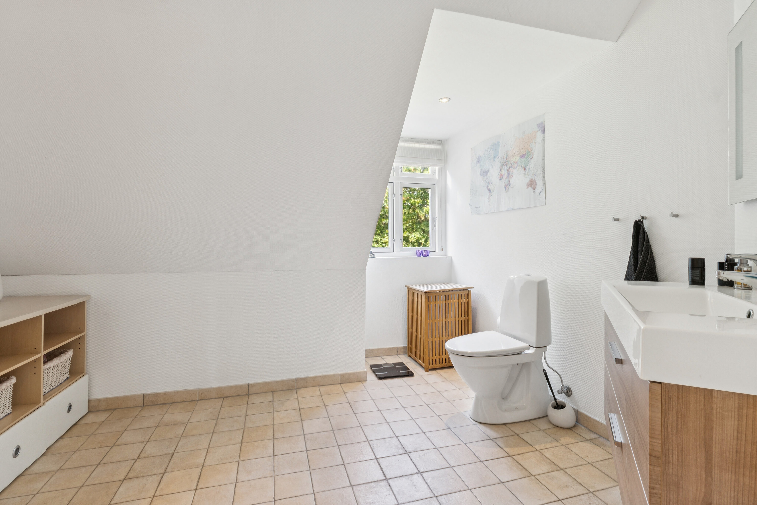 Fremhævet badeværelse billede i fuldskærmstilstand. Billede af Astrupvej 132, 9870 Sindal