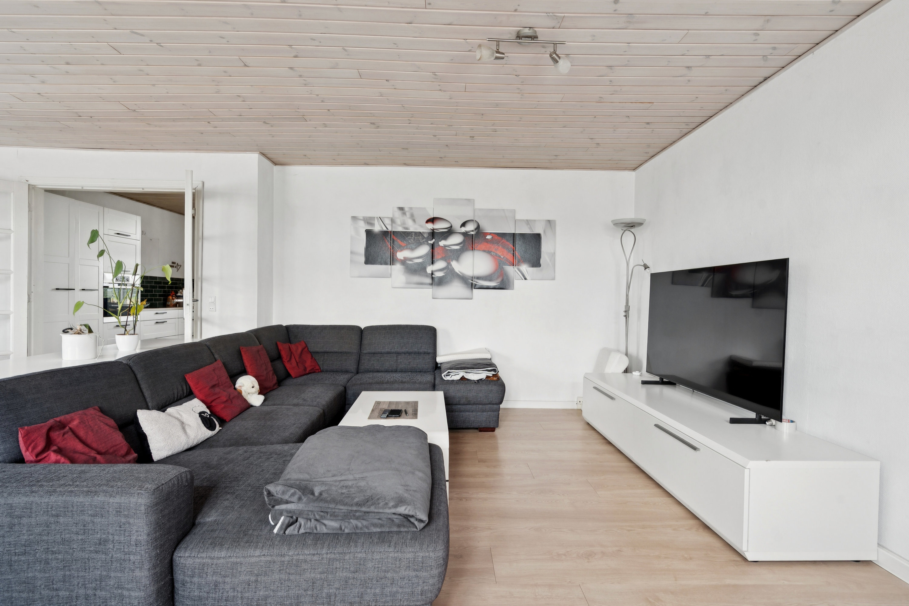 Fremhævet stue billede i fuldskærmstilstand. Billede af Terkelsbøl Bygade 7, 6360 Tinglev