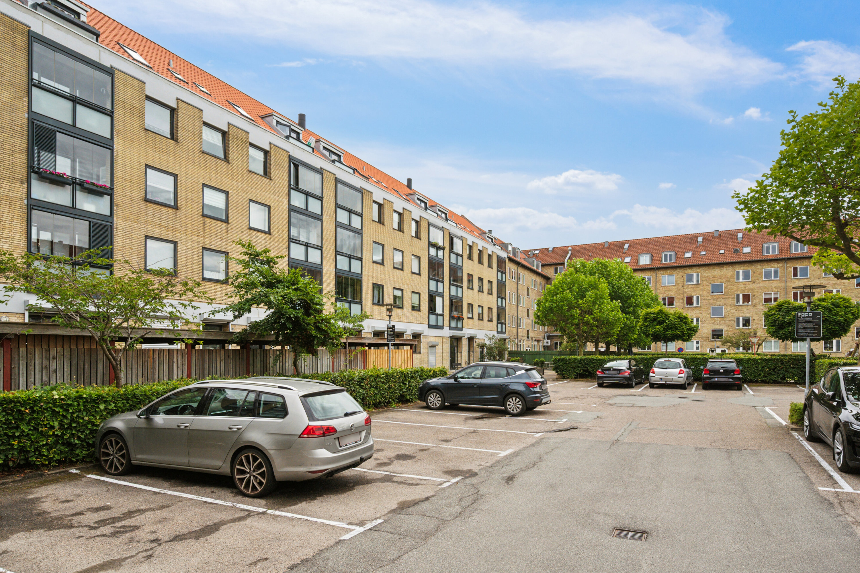 Fremhævet udendørs billede i fuldskærmstilstand. Billede af (ikke aktuel) Amagerbrogade 244, 4. tv., 2300 København S