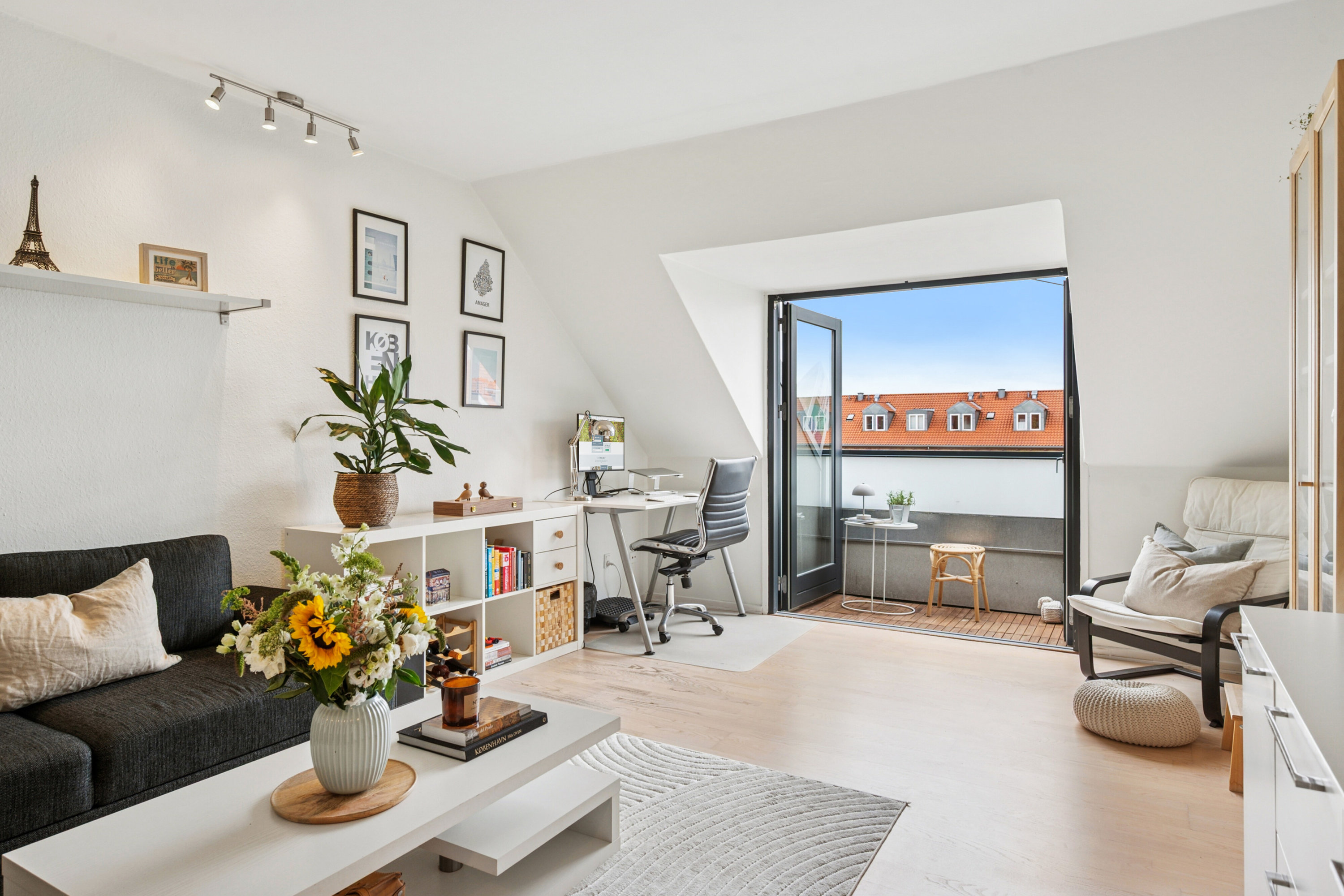 Fremhævet stue billede i fuldskærmstilstand. Billede af (ikke aktuel) Amagerbrogade 244, 4. tv., 2300 København S