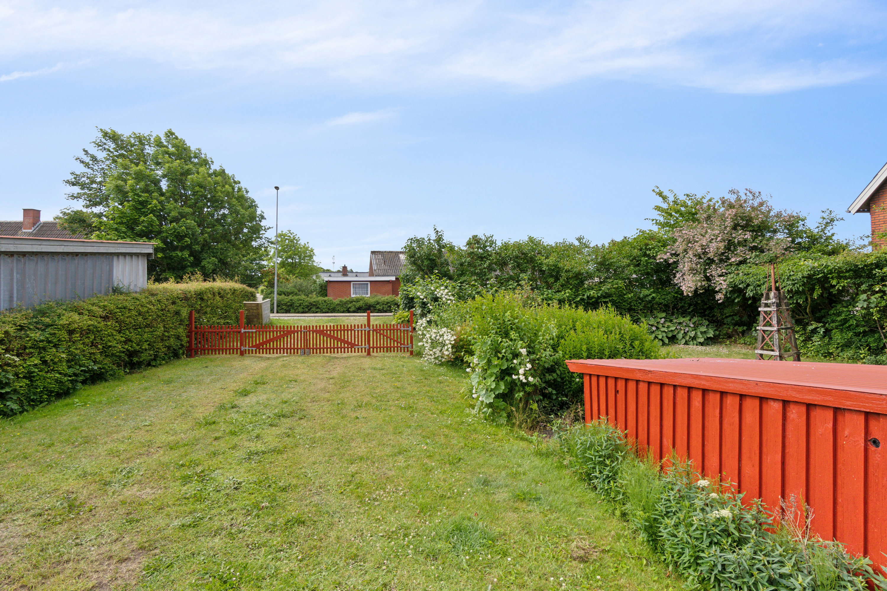 Fremhævet set fra haven billede i fuldskærmstilstand. Billede af Borgergade 36, Koldby, 7752 Snedsted