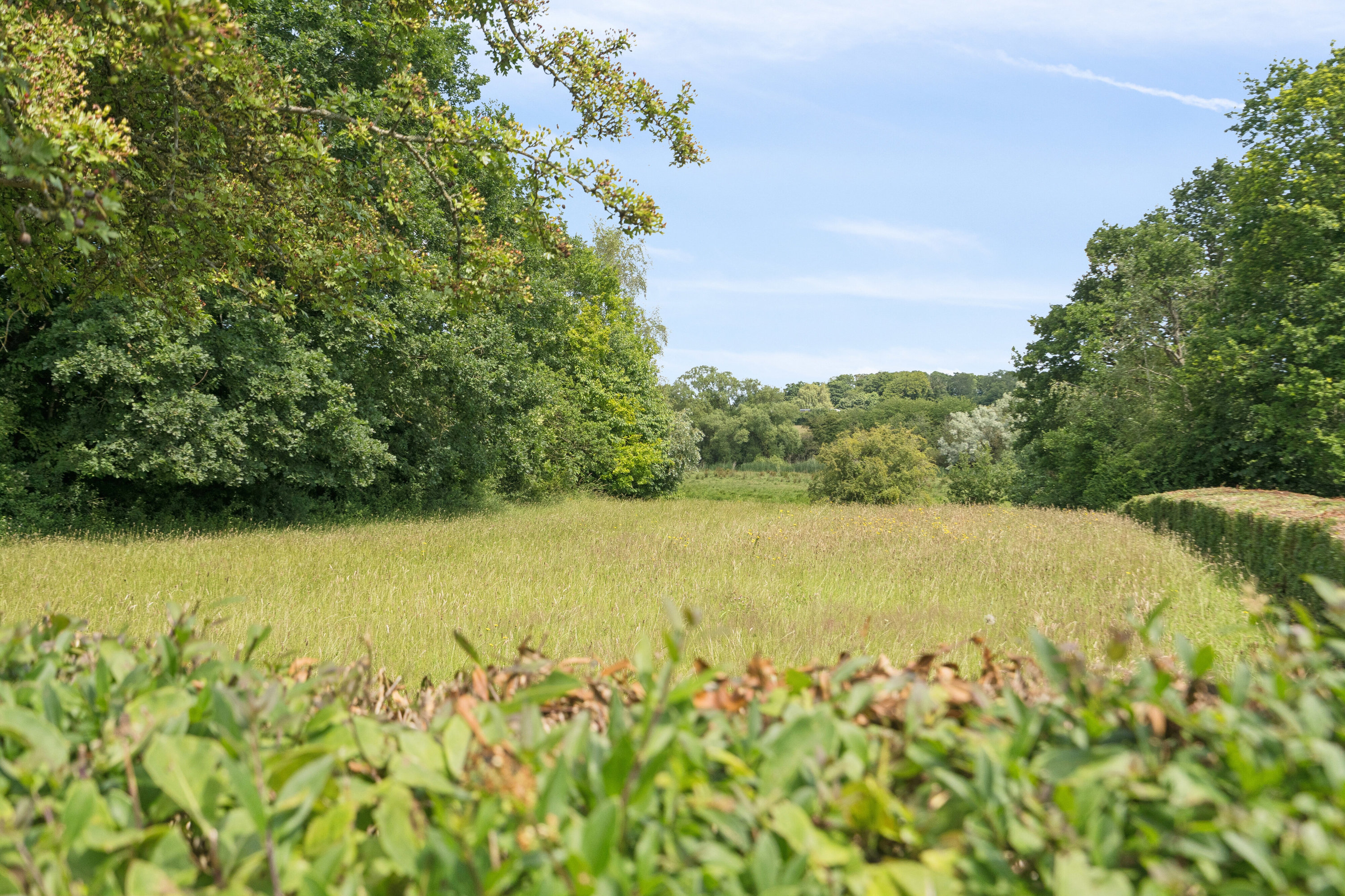 Fremhævet set fra haven billede i fuldskærmstilstand. Billede af Bådvej 66, 5240 Odense NØ