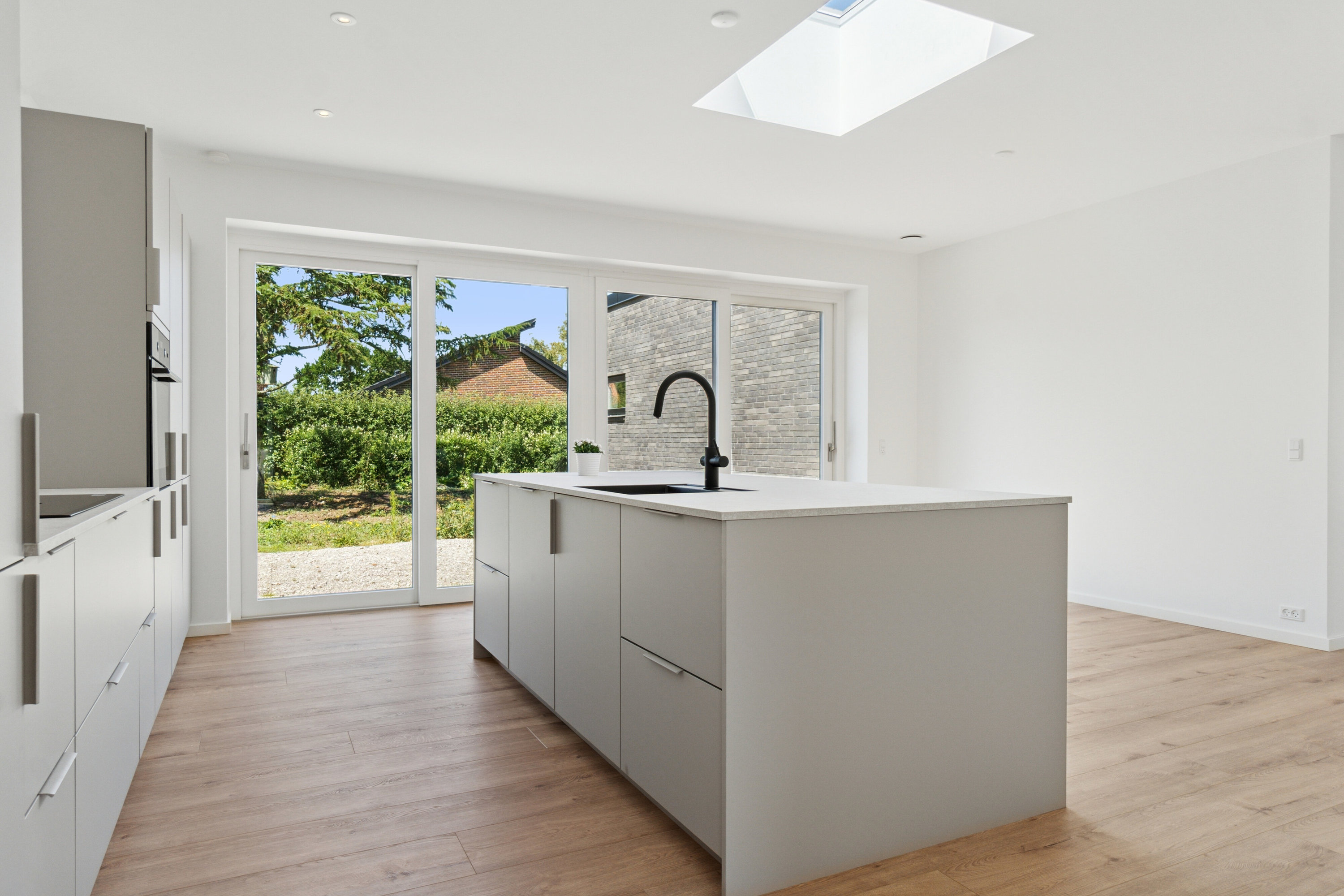 Fremhævet køkken billede i fuldskærmstilstand. Billede af Skrænten 24, Korsør Syd, 4220 Korsør