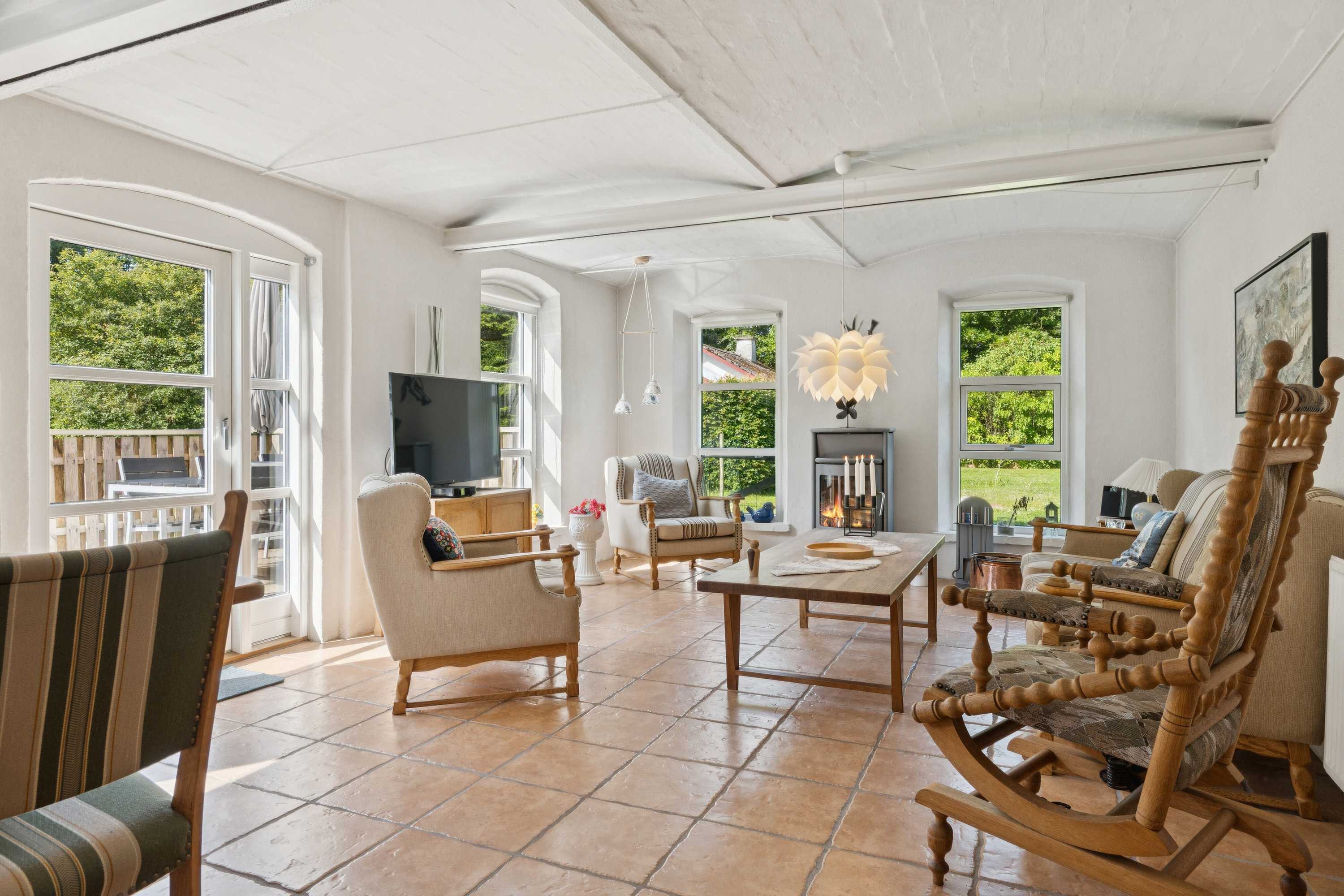 Fremhævet stue billede i fuldskærmstilstand. Billede af Jerupvej 365, Mosbjerg, 9870 Sindal