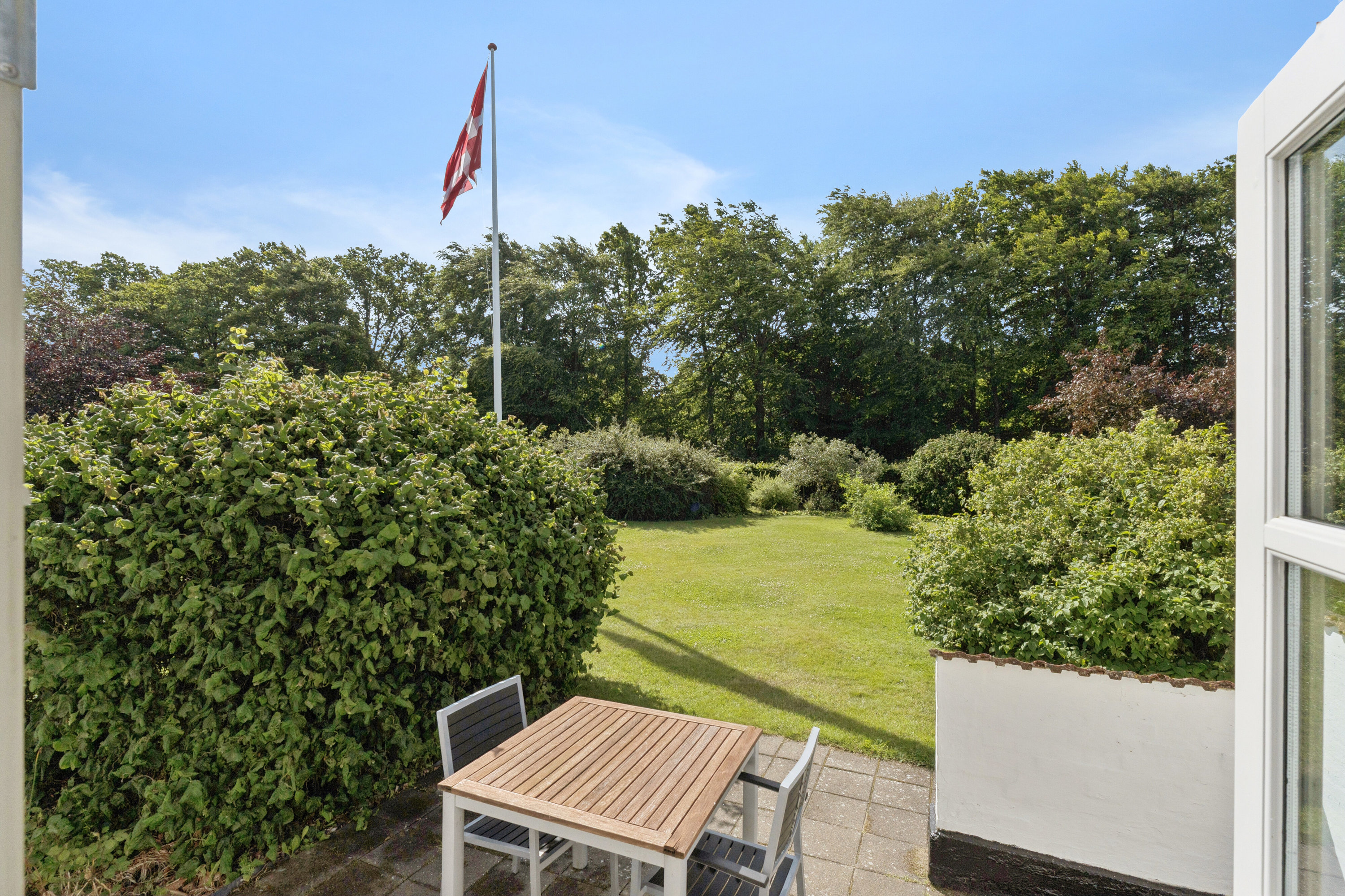 Fremhævet terrasse billede i fuldskærmstilstand. Billede af Jerupvej 365, Mosbjerg, 9870 Sindal