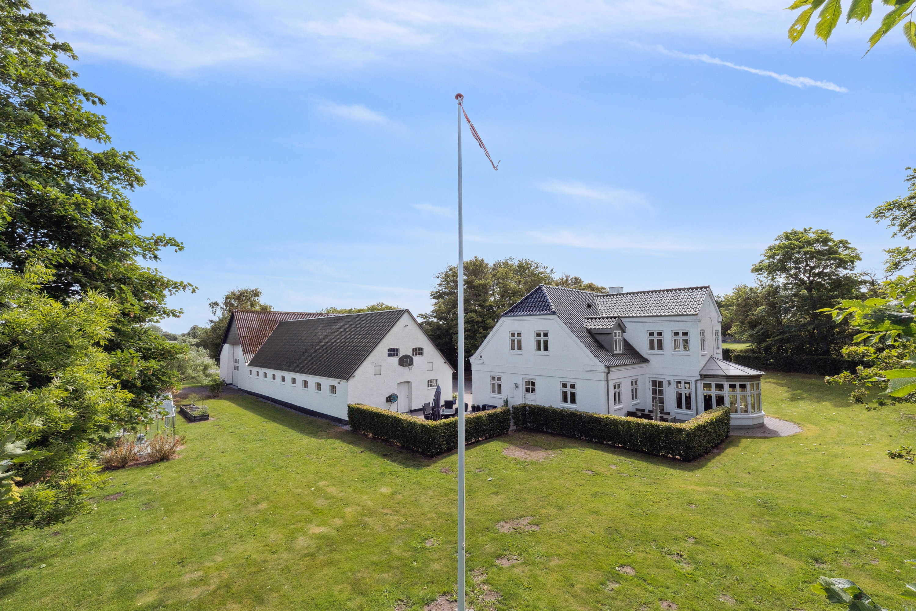 Fremhævet ejendommen billede i fuldskærmstilstand. Billede af Astrupvej 132, 9870 Sindal