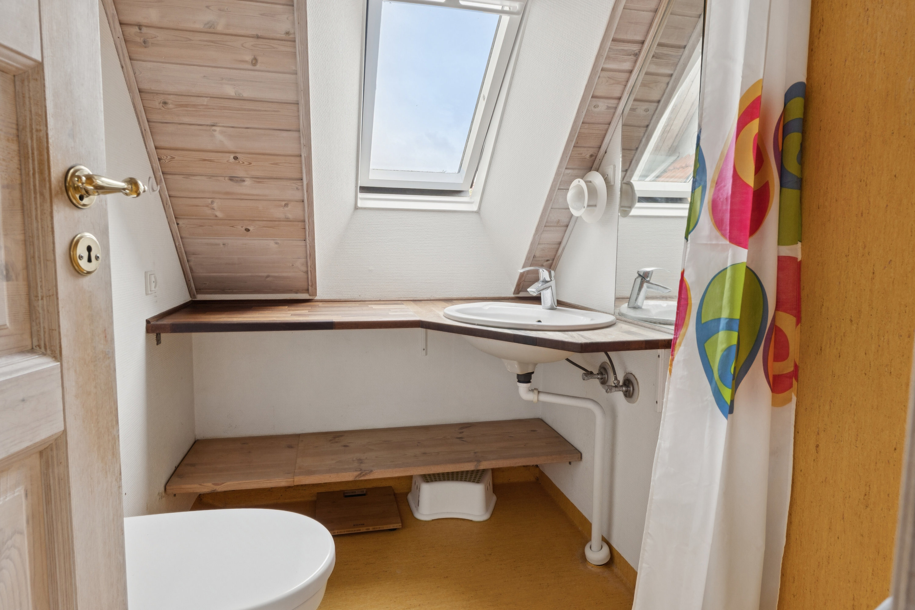 Fremhævet badeværelse billede i fuldskærmstilstand. Billede af Hestehavevej 78, 4720 Præstø