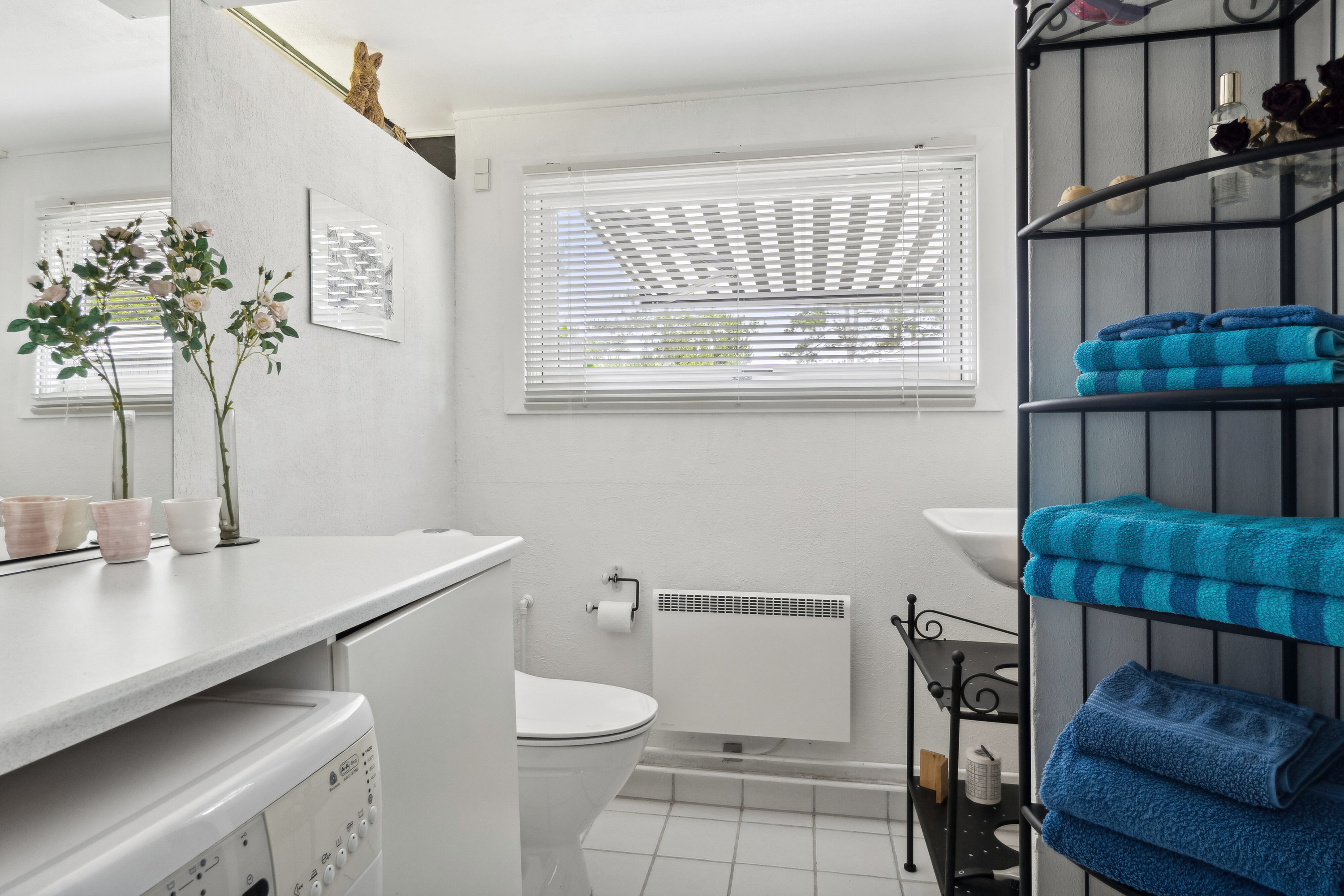 Fremhævet badeværelse billede i fuldskærmstilstand. Billede af Vibo Strandvej 11, 4500 Nykøbing Sj