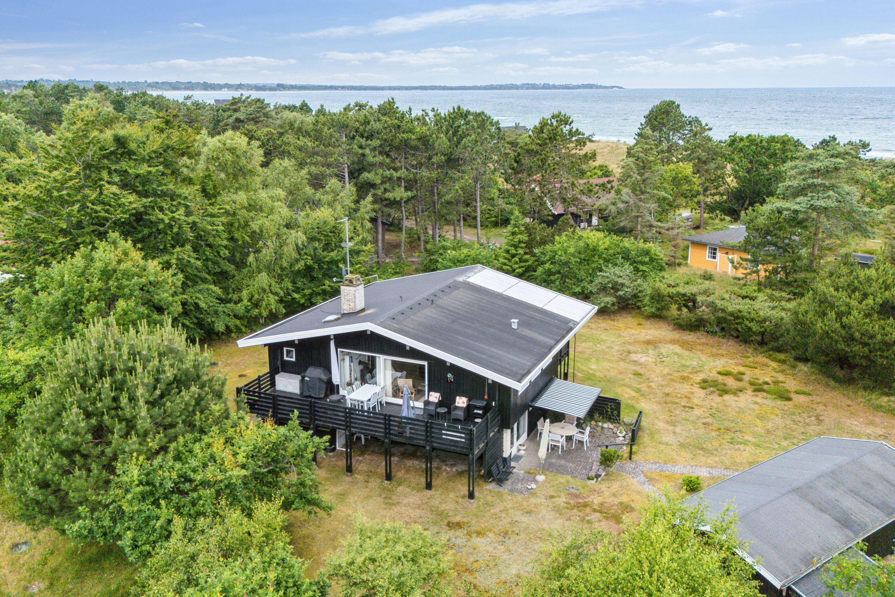 Fremhævet luftfoto billede i fuldskærmstilstand. Billede af Vibo Strandvej 11, 4500 Nykøbing Sj