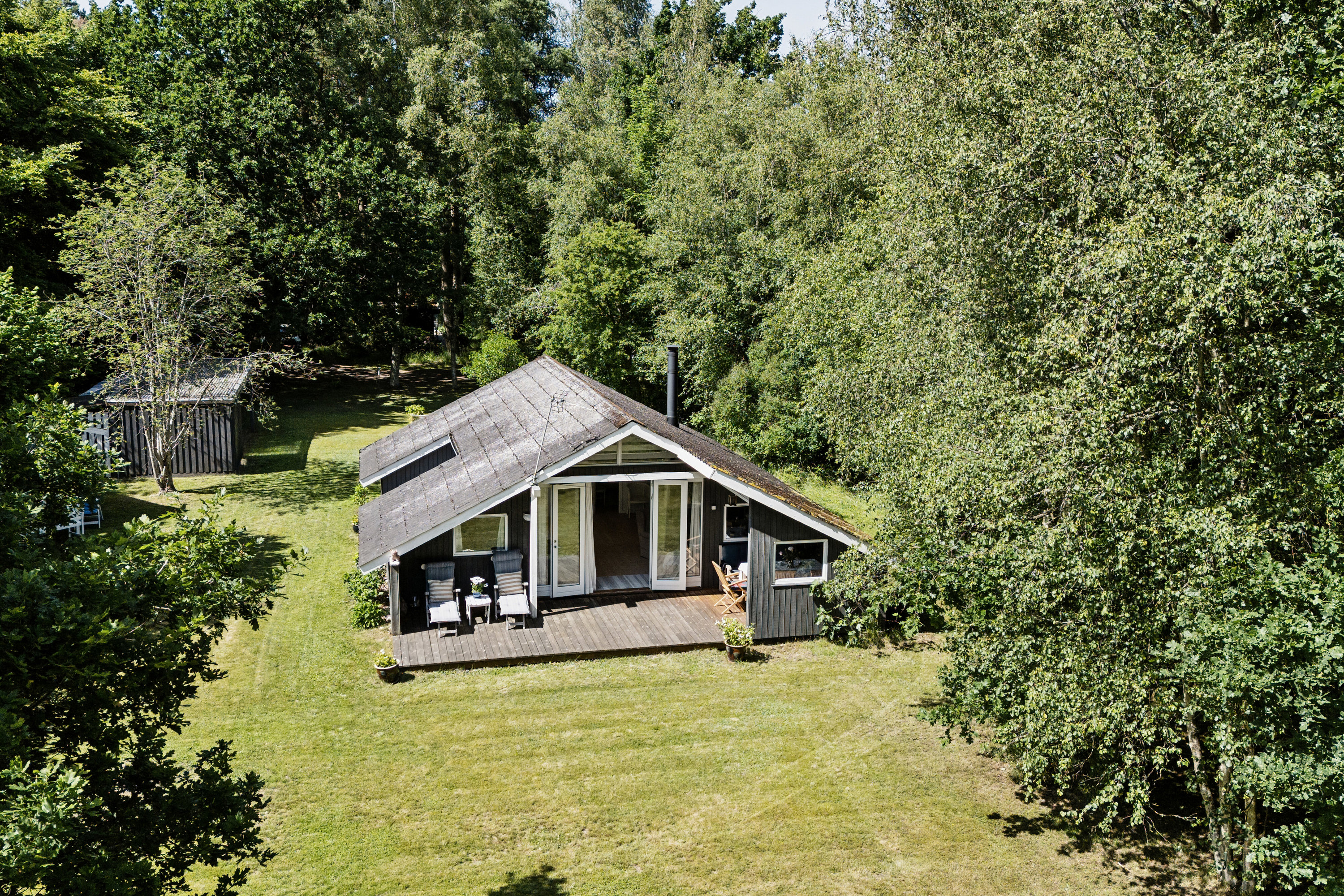 Fremhævet set fra haven billede i fuldskærmstilstand. Billede af Nåletræsvænget 5, 4581 Rørvig