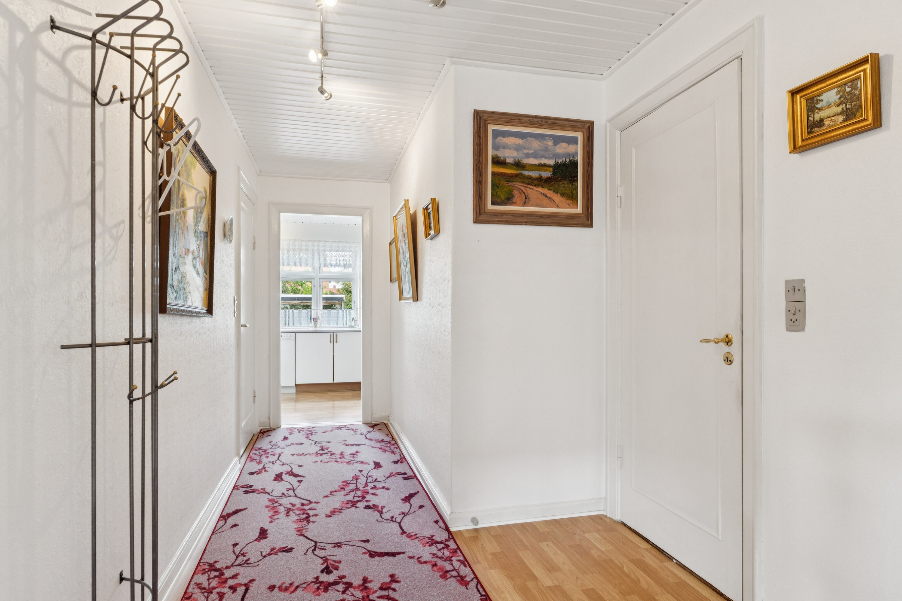 Fremhævet gang billede i fuldskærmstilstand. Billede af Frederiksberggade 53, 8600 Silkeborg