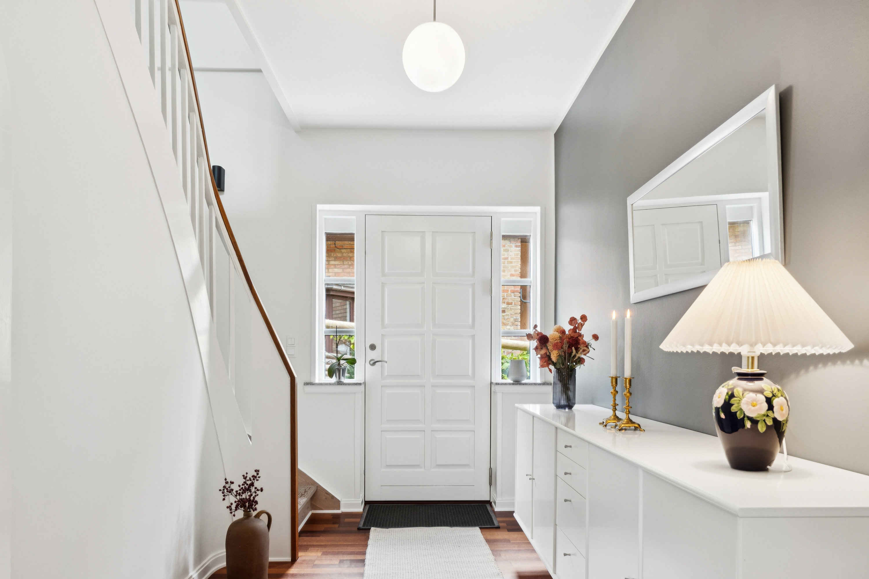 Fremhævet gang billede i fuldskærmstilstand. Billede af Sætting Strandvej 32, 5700 Svendborg