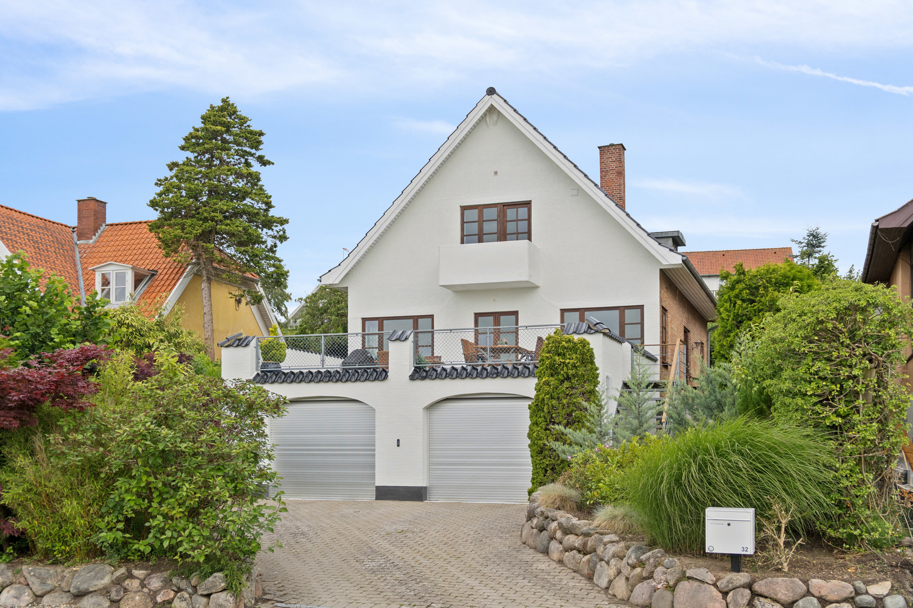 Fremhævet set fra vejen billede i fuldskærmstilstand. Billede af Sætting Strandvej 32, 5700 Svendborg