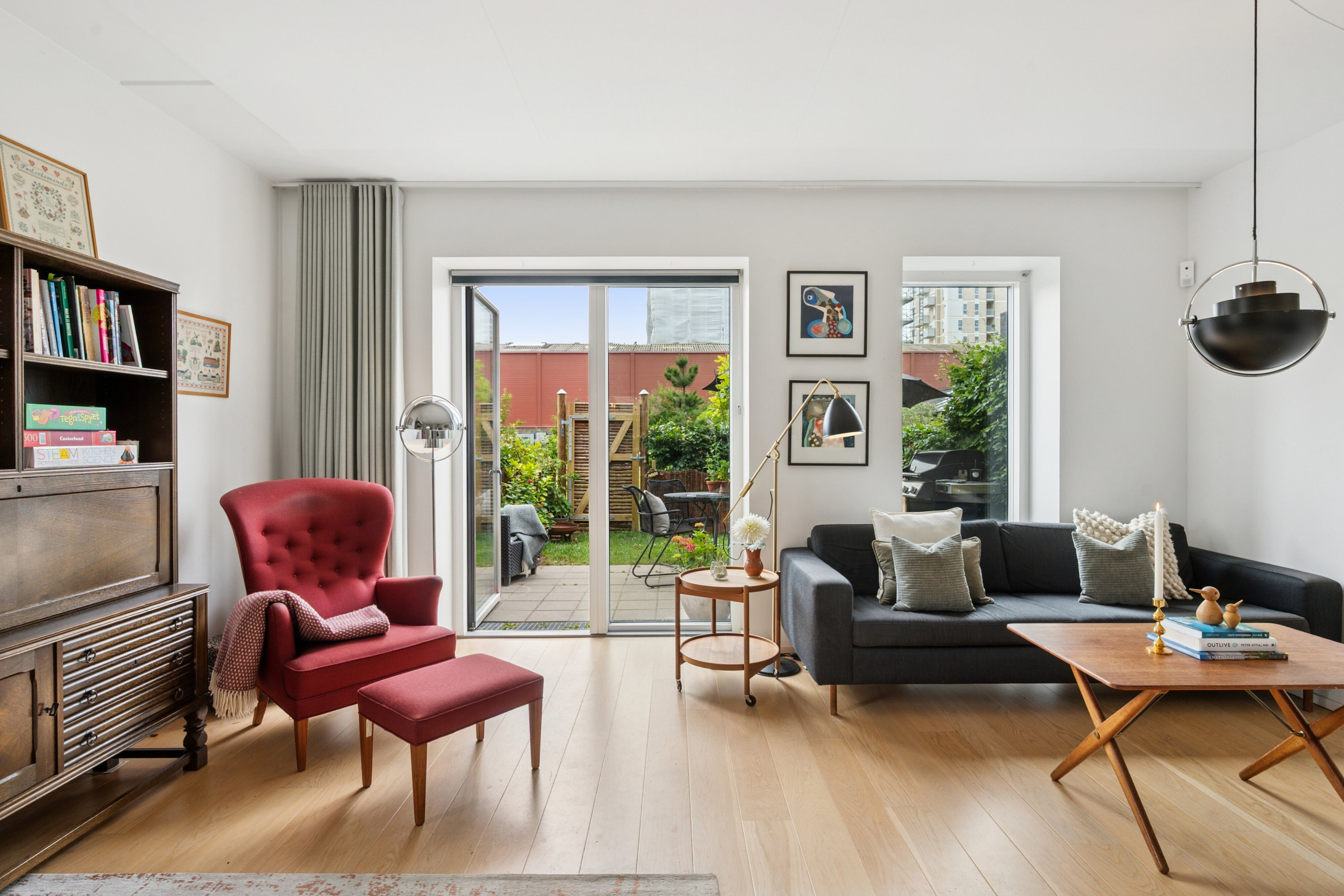 Fremhævet stue billede i fuldskærmstilstand. Billede af Amager Strandvej 118A, 2300 København S