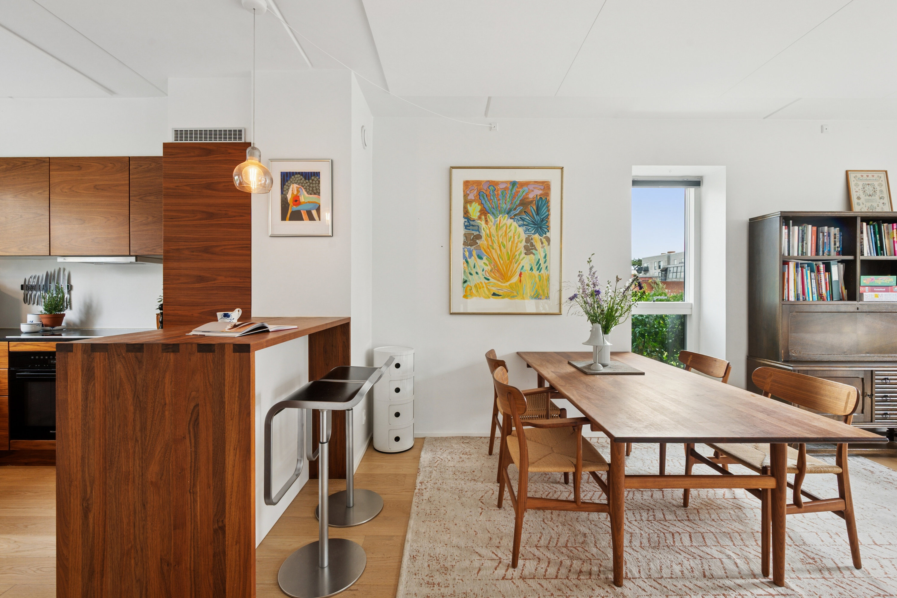 Fremhævet spisestue billede i fuldskærmstilstand. Billede af Amager Strandvej 118A, 2300 København S