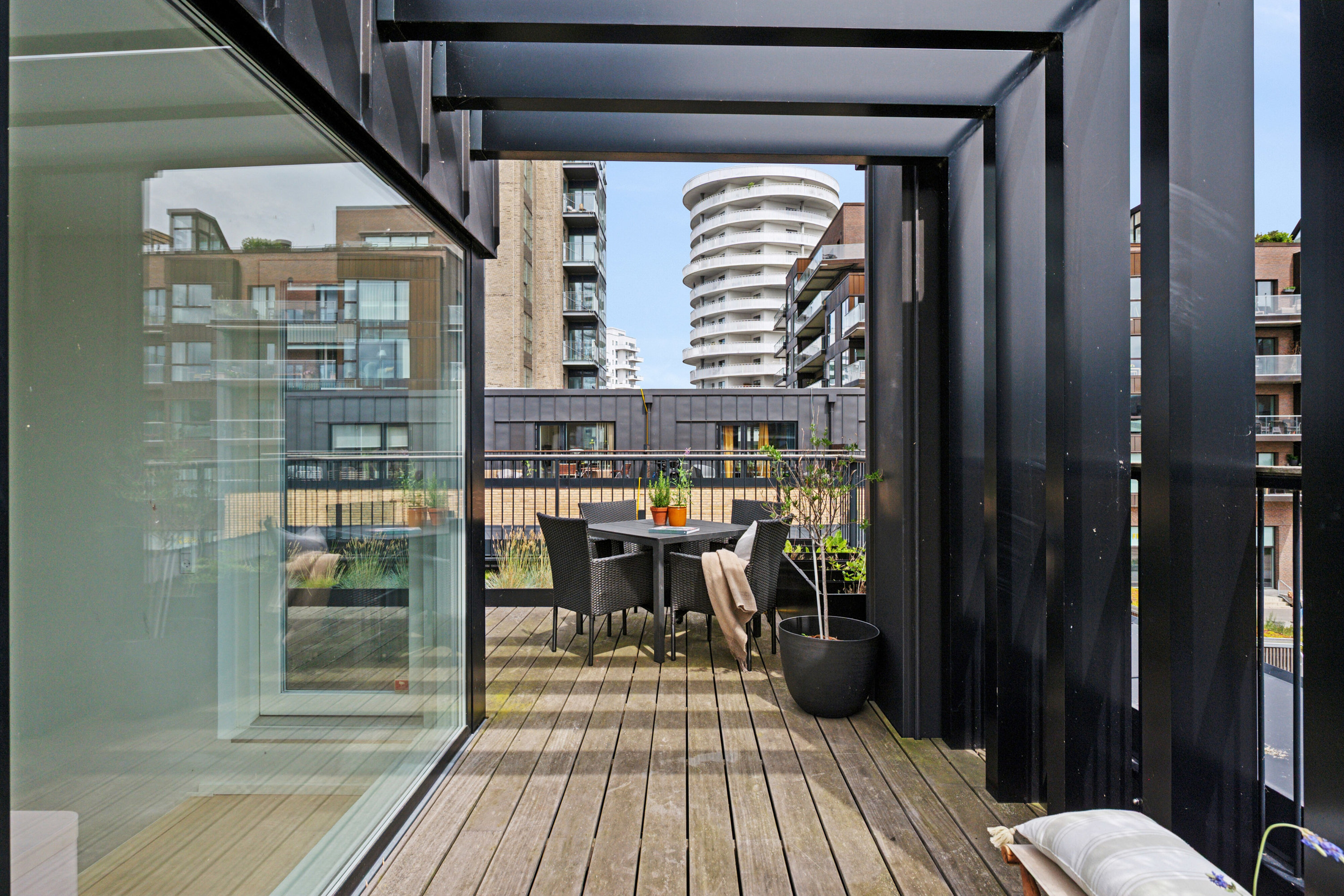 Fremhævet altan billede i fuldskærmstilstand. Billede af Amager Strandvej 118A, 2300 København S