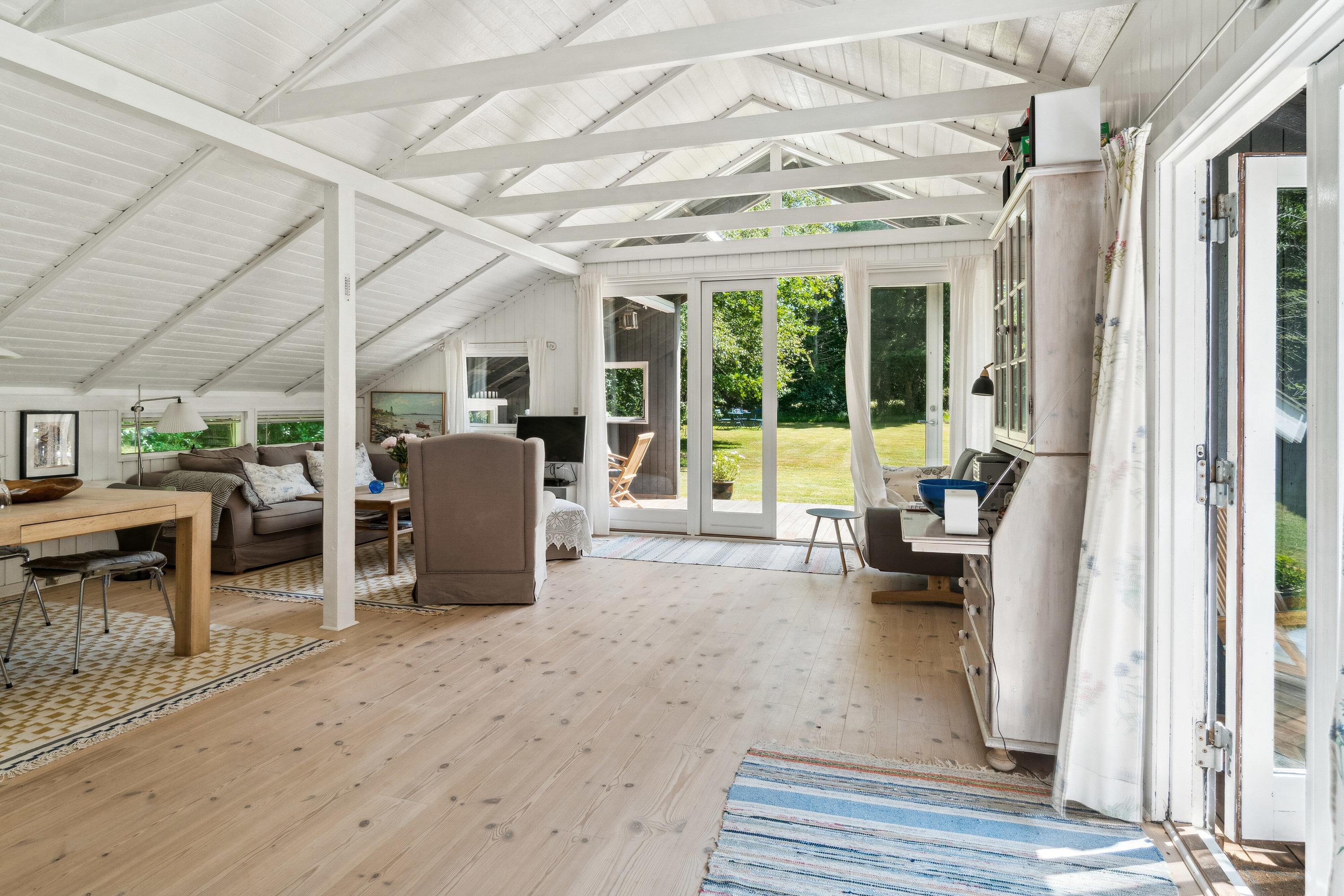 Fremhævet stue billede i fuldskærmstilstand. Billede af Nåletræsvænget 5, 4581 Rørvig