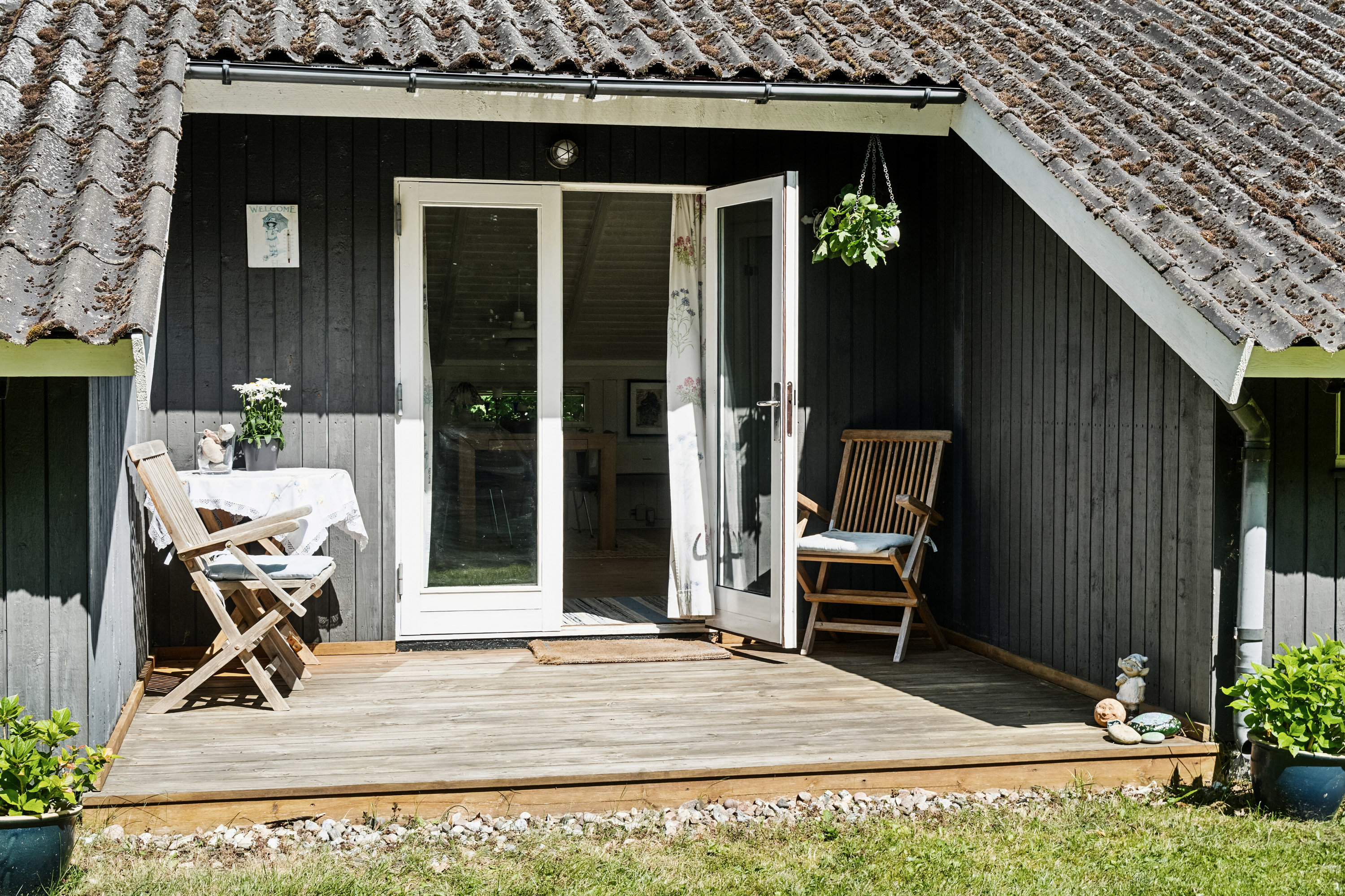 Fremhævet indgang billede i fuldskærmstilstand. Billede af Nåletræsvænget 5, 4581 Rørvig