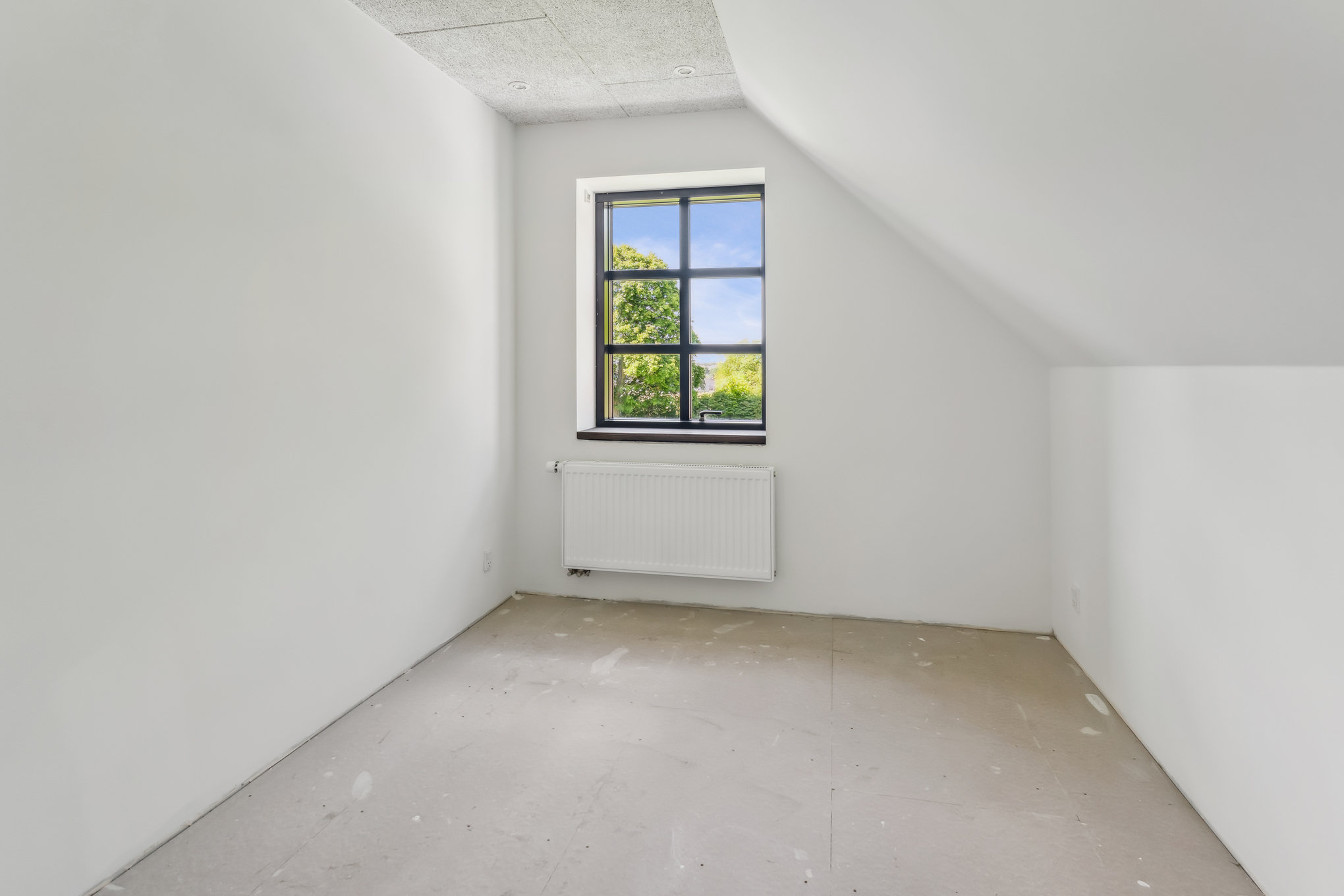 Fremhævet værelse billede i fuldskærmstilstand. Billede af Munkdrupvej 10, 8960 Randers SØ