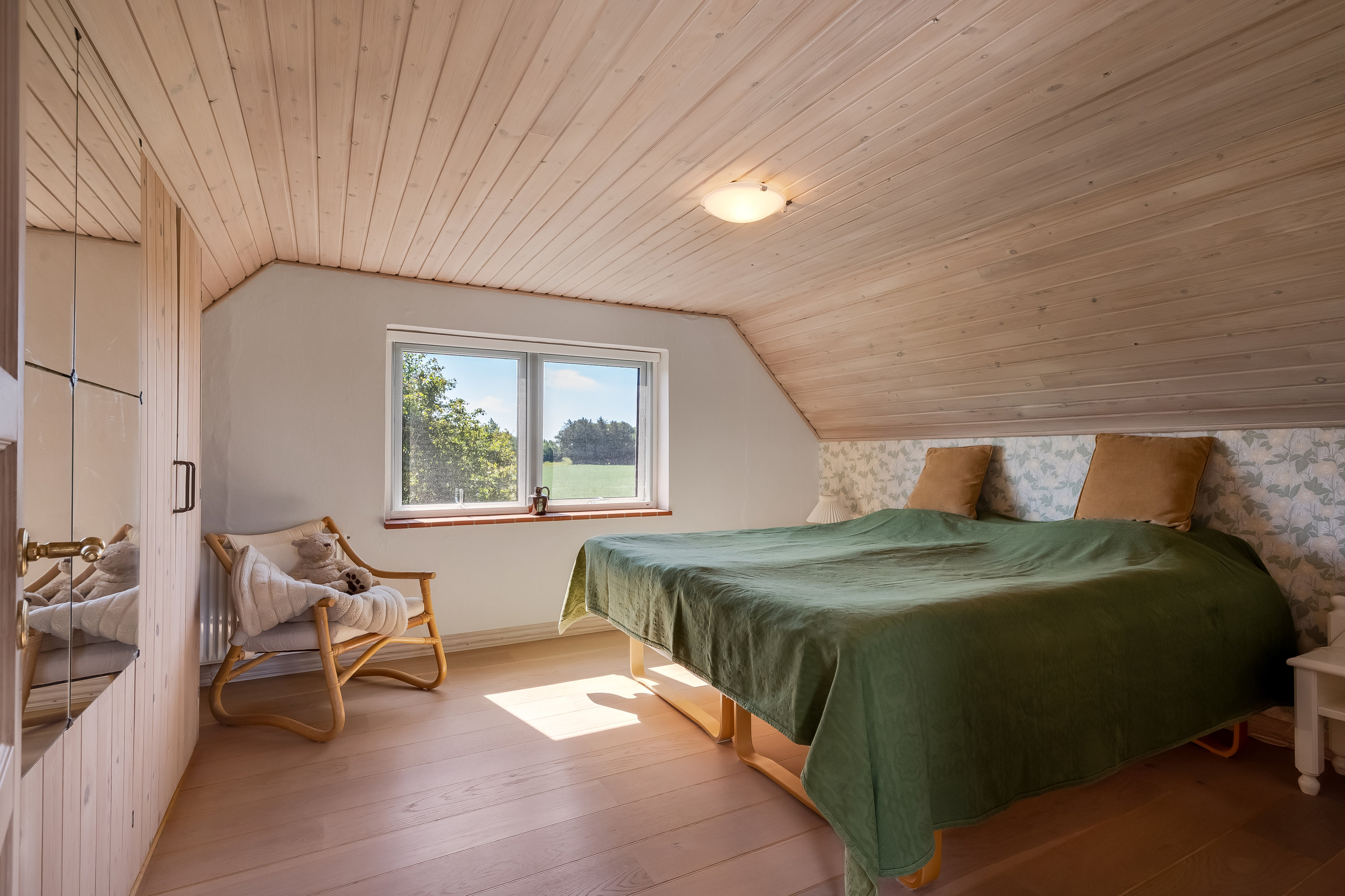 Fremhævet soveværelse billede i fuldskærmstilstand. Billede af Kræmmergårdvej 42, Møborg, 7660 Bækmarksbro