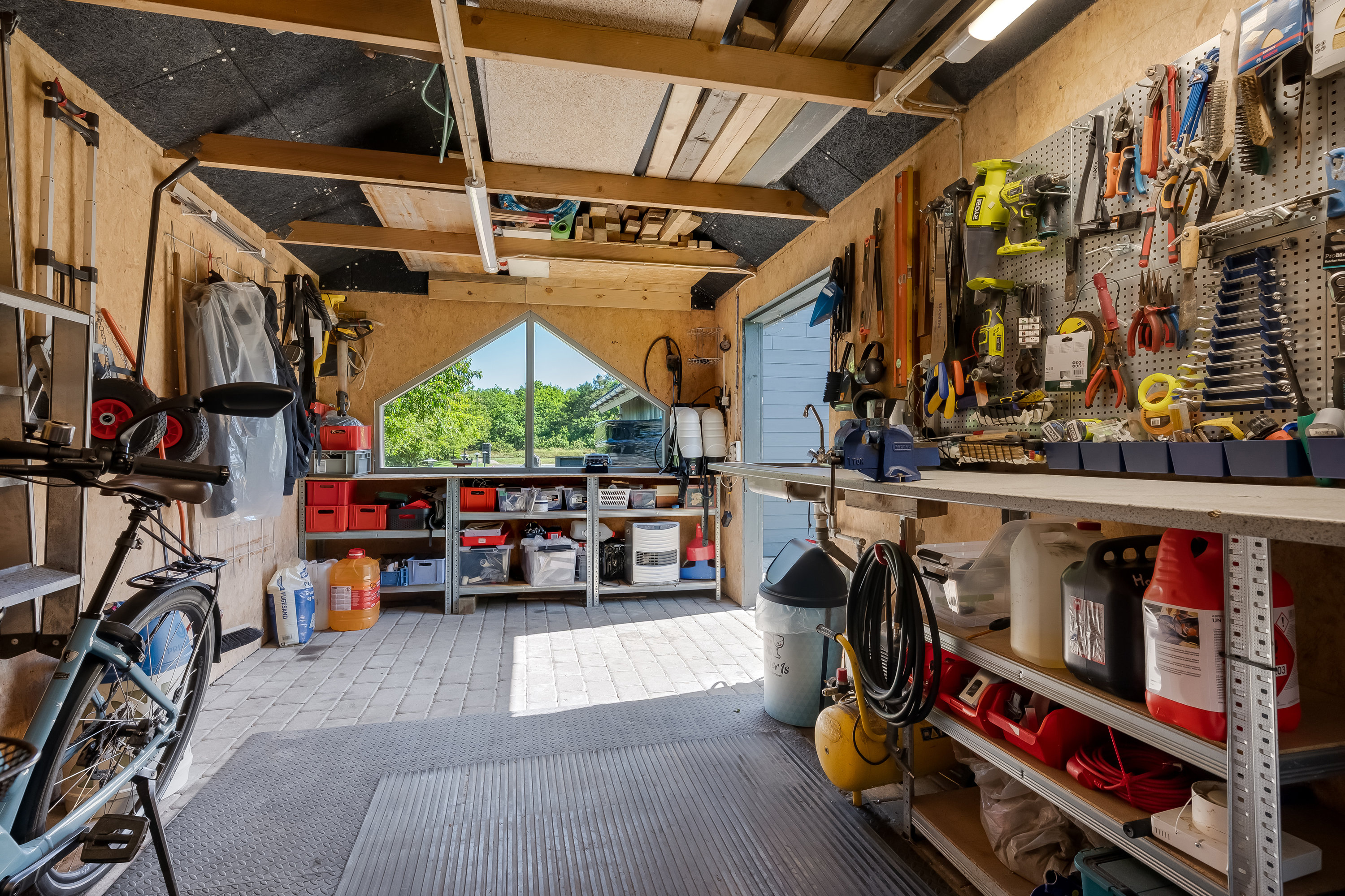 Fremhævet værksted billede i fuldskærmstilstand. Billede af Kræmmergårdvej 42, Møborg, 7660 Bækmarksbro