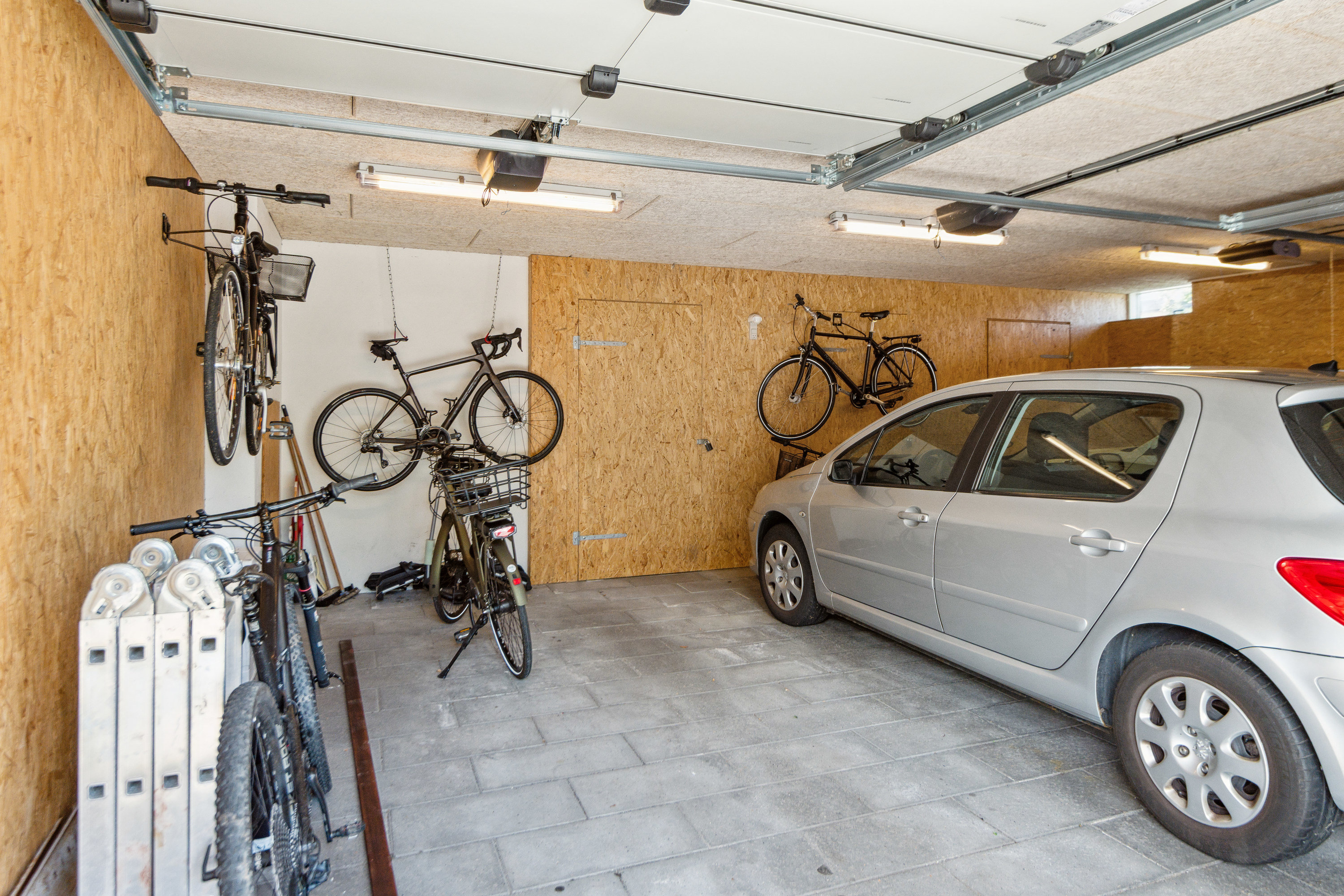 Fremhævet garage billede i fuldskærmstilstand. Billede af Søndertoft 5, st.. th., 9000 Aalborg