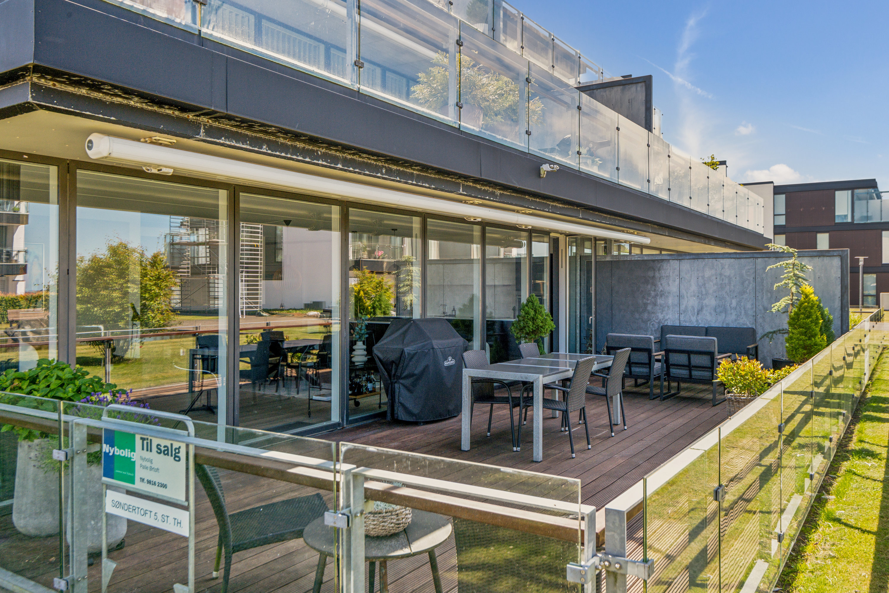 Fremhævet terrasse billede i fuldskærmstilstand. Billede af Søndertoft 5, st.. th., 9000 Aalborg