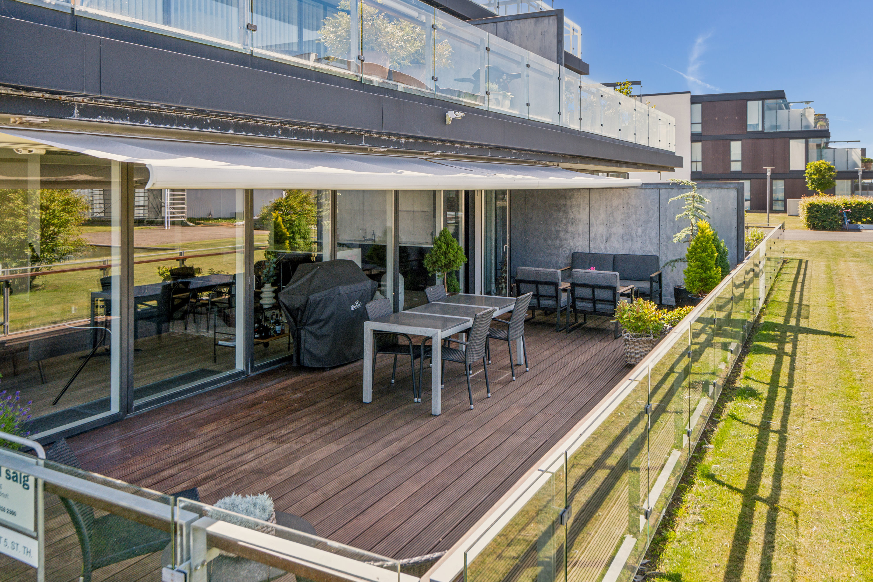 Fremhævet terrasse billede i fuldskærmstilstand. Billede af Søndertoft 5, st.. th., 9000 Aalborg