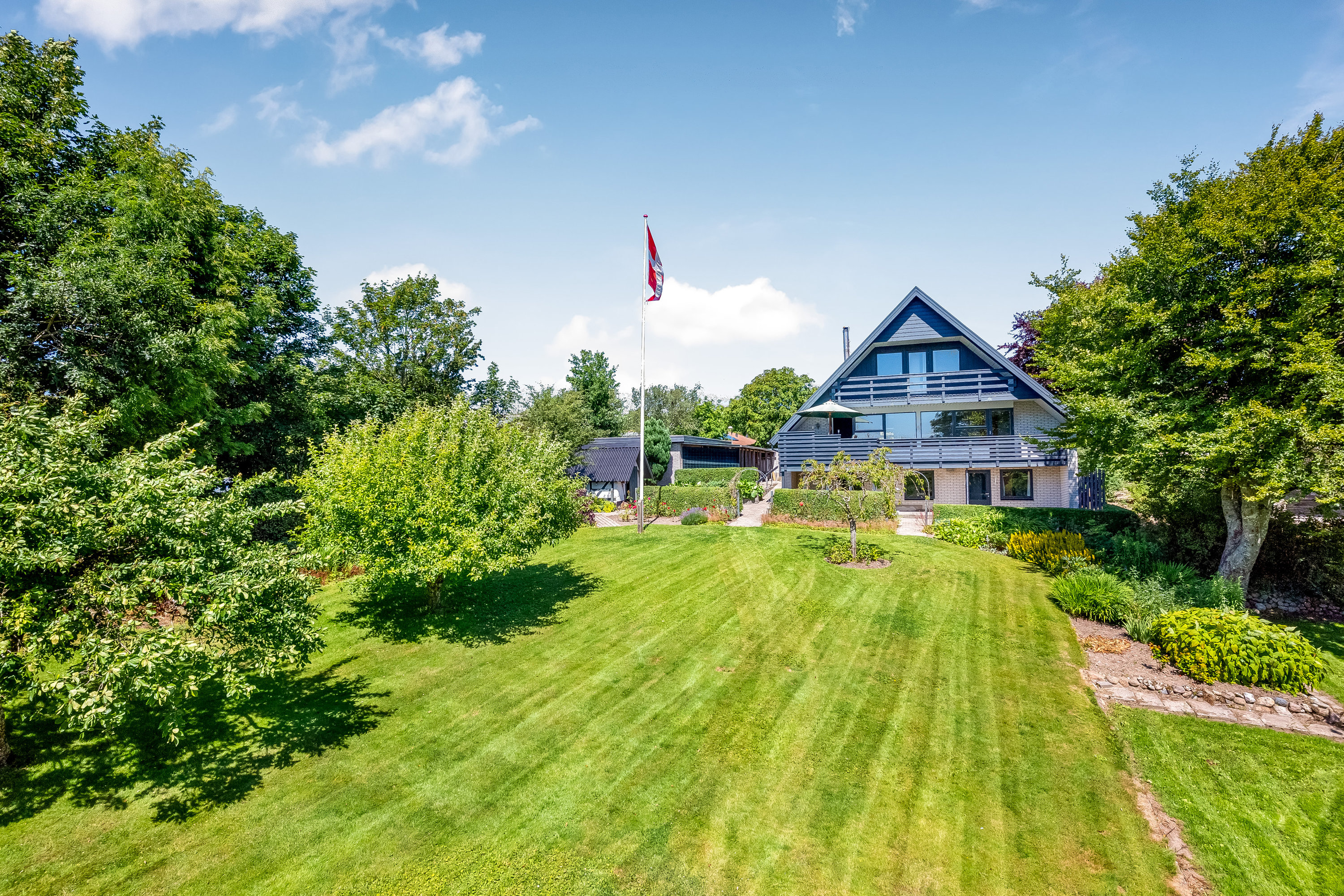 Miniaturebillede 1: ejendommen. Billede af Solbakkevej 8, Nørlem, 7620 Lemvig