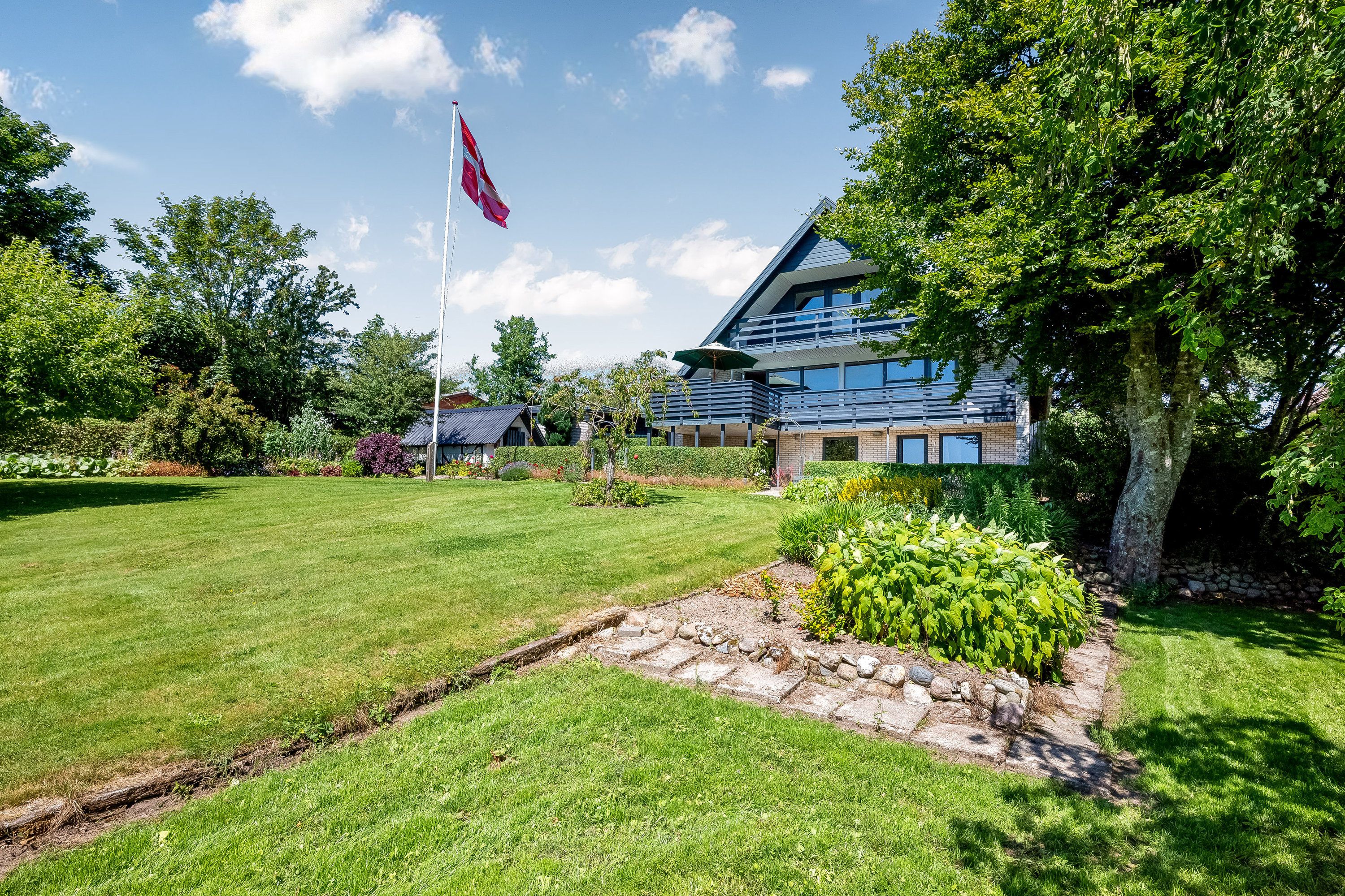 Fremhævet ejendommen billede i fuldskærmstilstand. Billede af Solbakkevej 8, Nørlem, 7620 Lemvig