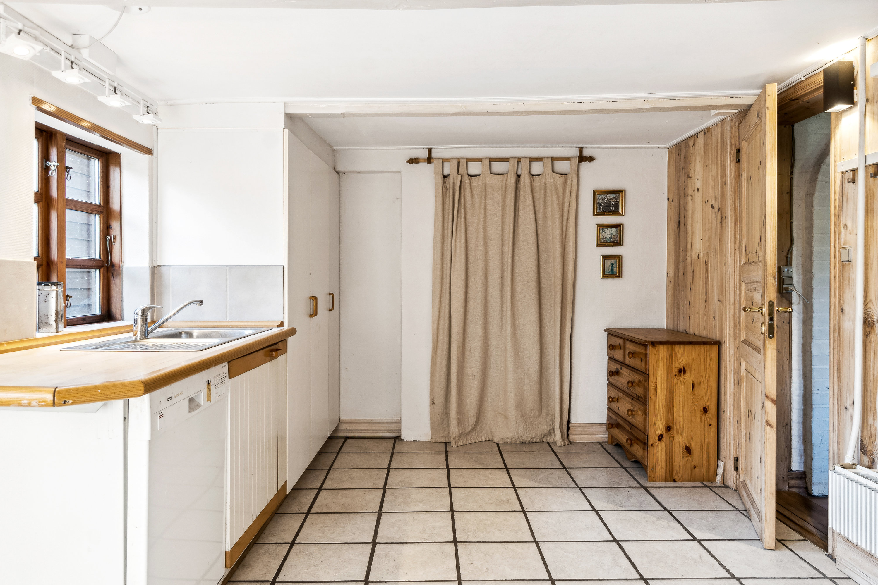 Fremhævet  billede i fuldskærmstilstand. Billede af Kirkevej 9, Strynø, 5943 Strynø