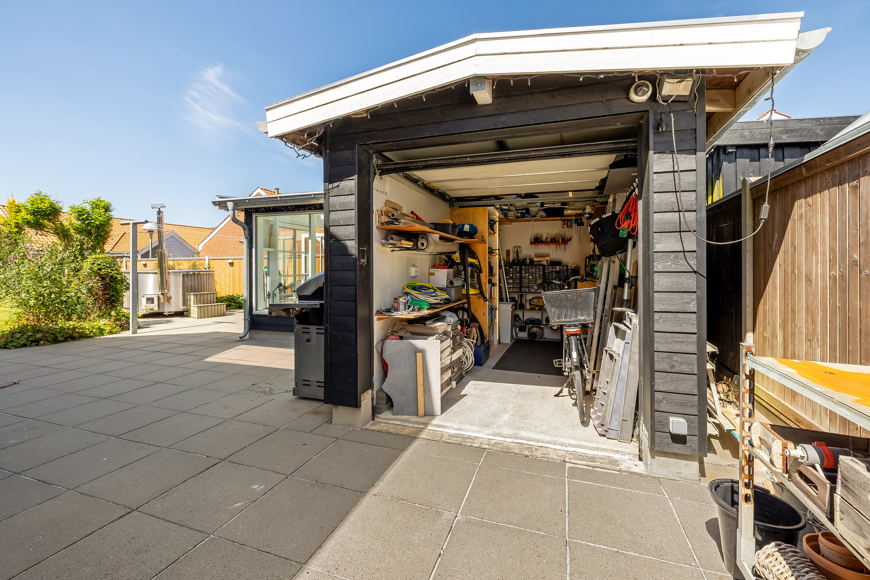 Fremhævet facade billede i fuldskærmstilstand. Billede af Hoffgaardsvej 10, 6950 Ringkøbing