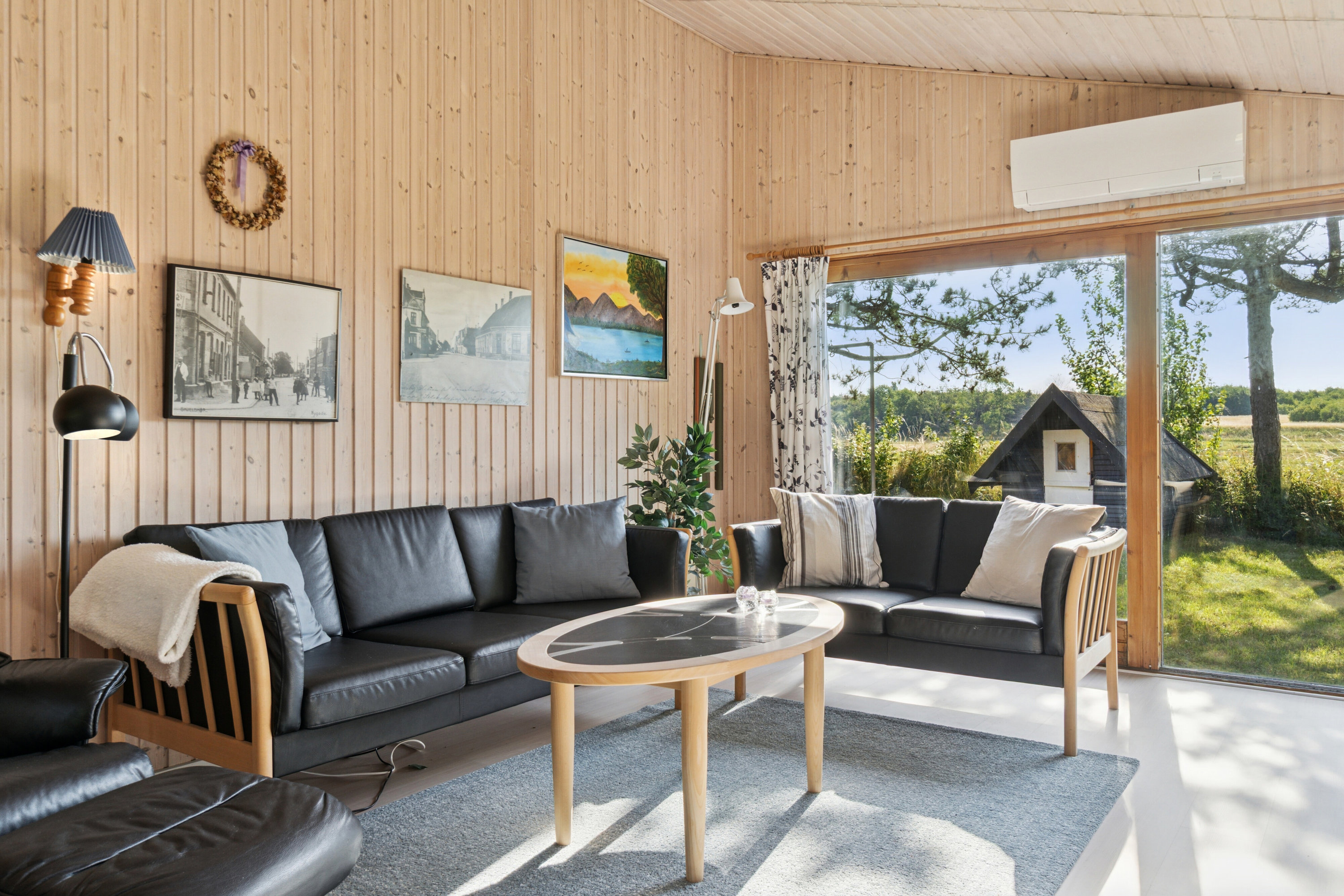 Fremhævet stue billede i fuldskærmstilstand. Billede af Hybenvej 17, Kobæk, 4230 Skælskør