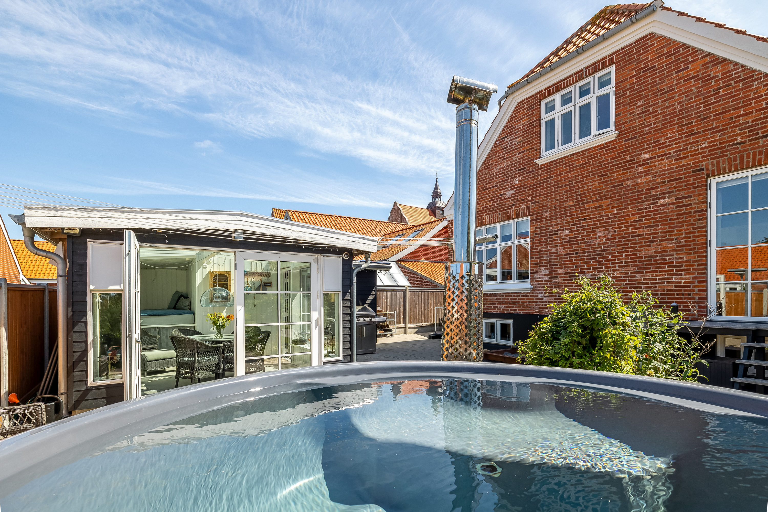 Fremhævet terrasse billede i fuldskærmstilstand. Billede af Hoffgaardsvej 10, 6950 Ringkøbing