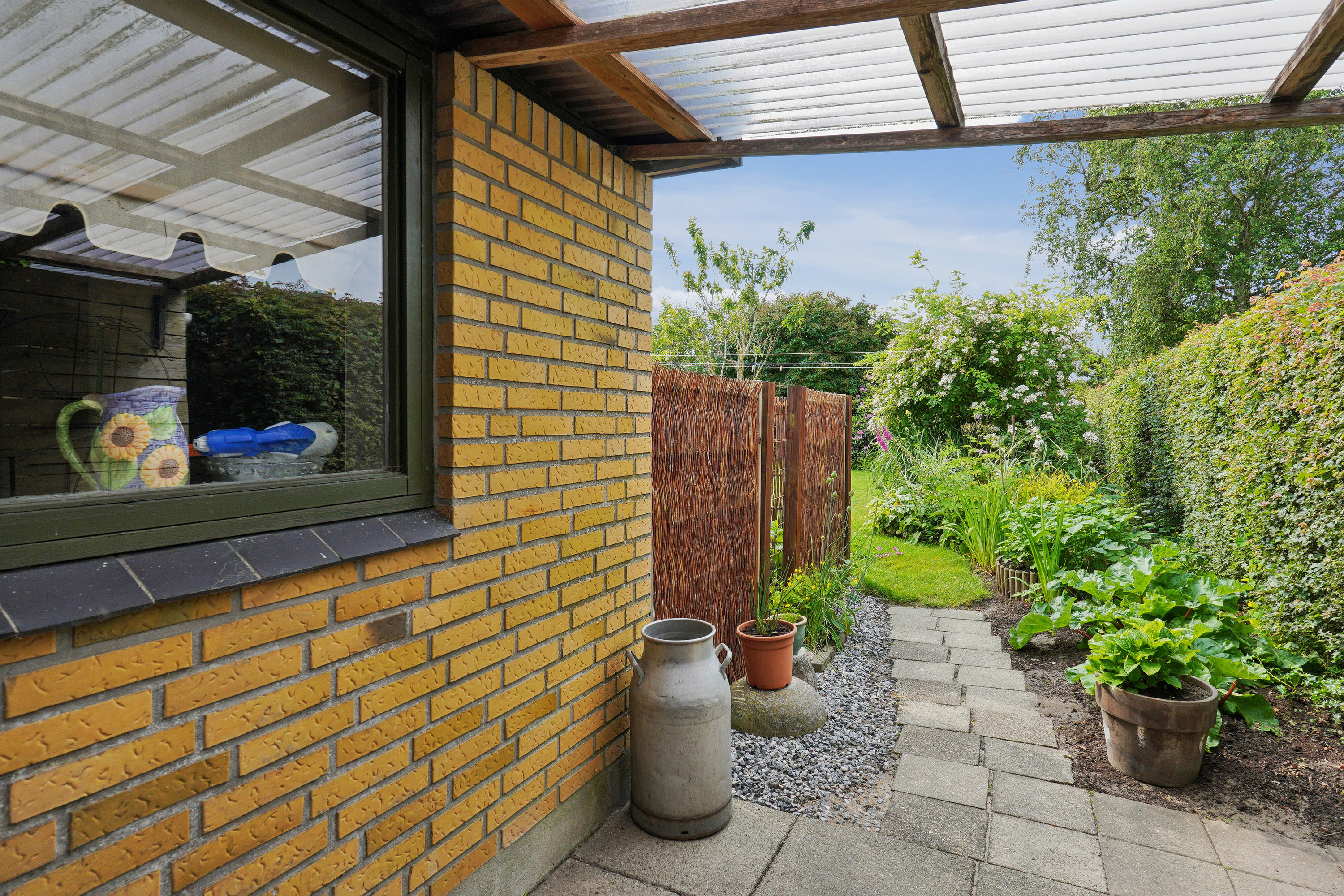 Fremhævet udendørs billede i fuldskærmstilstand. Billede af Sjællandsgade 21, 9870 Sindal